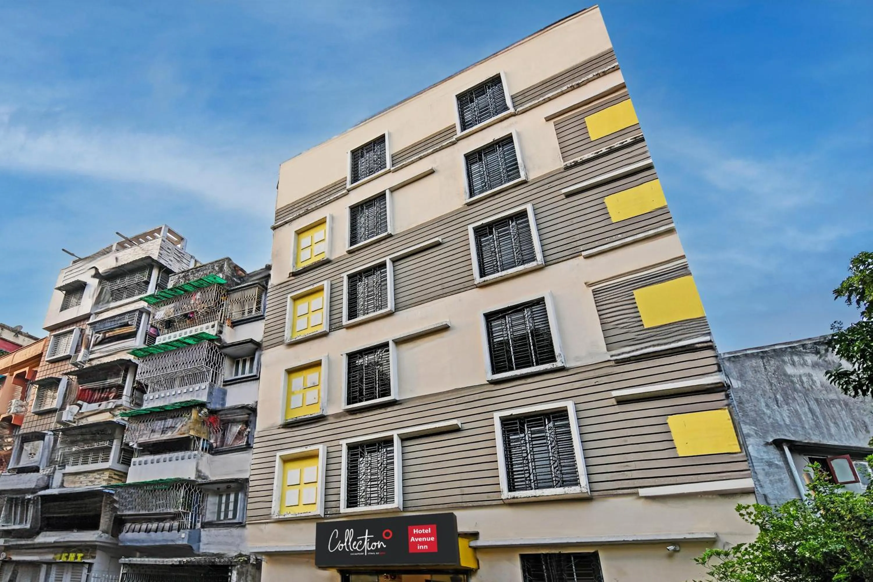 Facade/entrance in Super OYO 82026 BANGUR INN