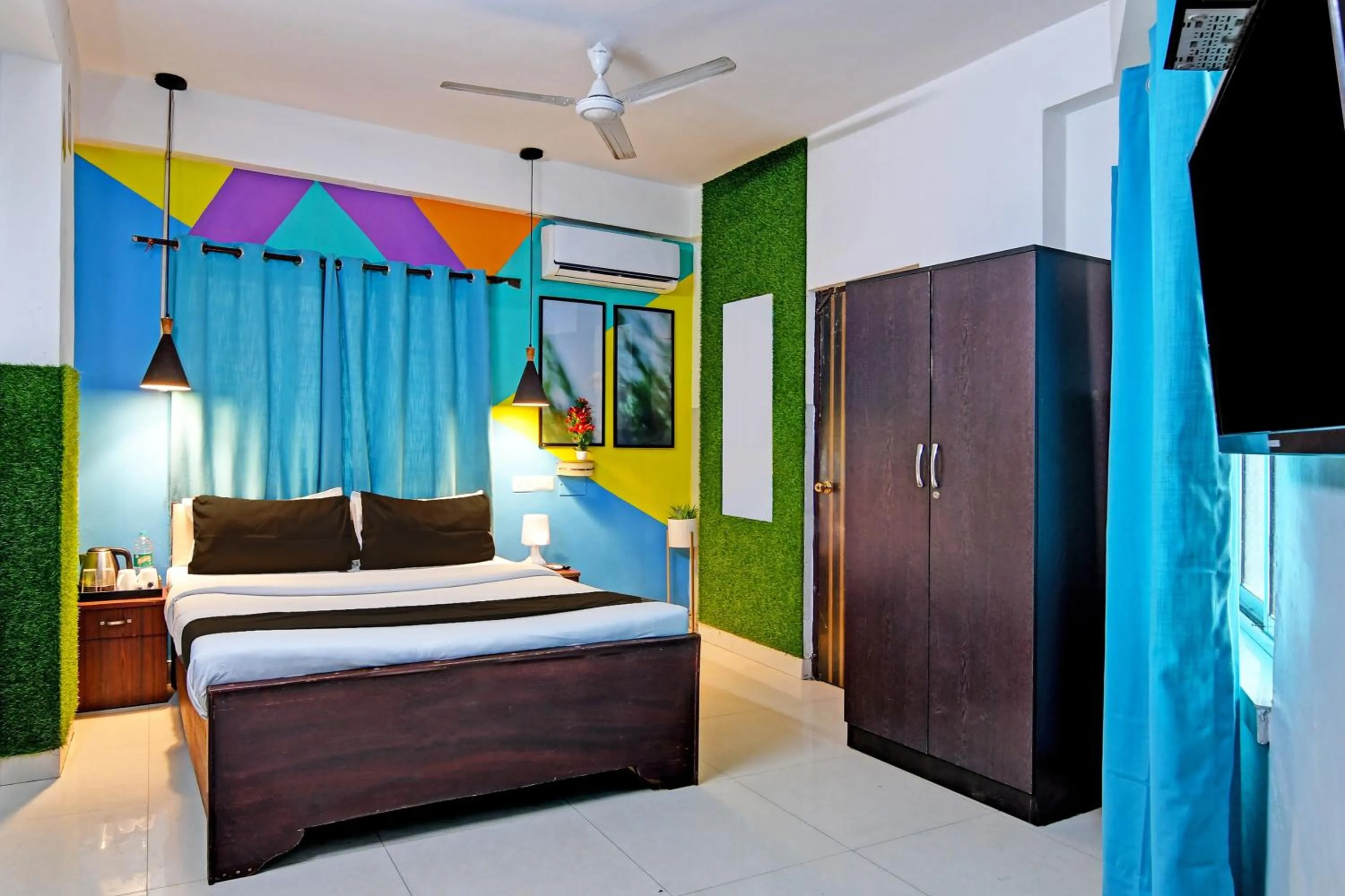 Bedroom, Bed in Super OYO 82026 BANGUR INN