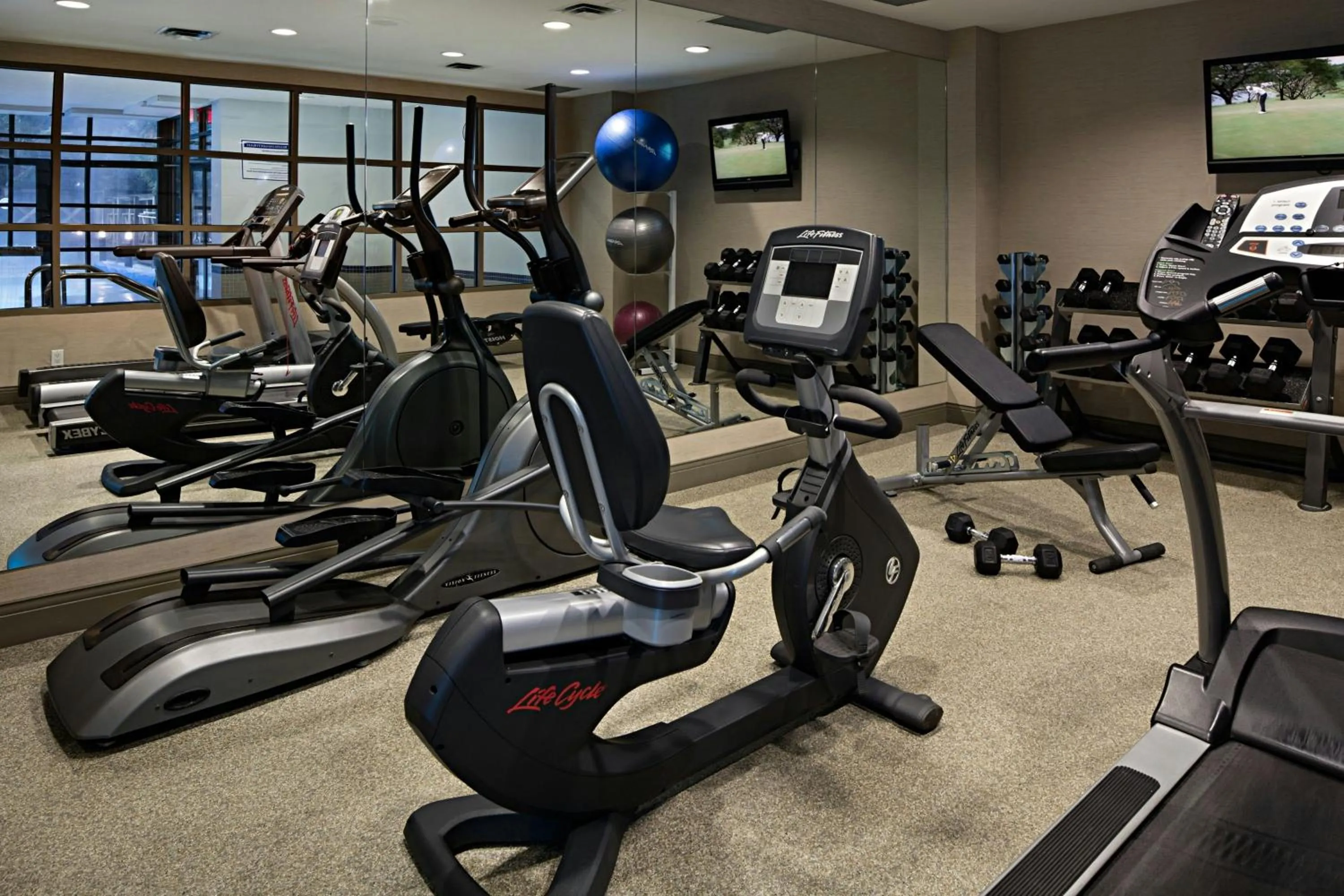 Fitness centre/facilities in Delta Hotels by Marriott Whistler Village Suites