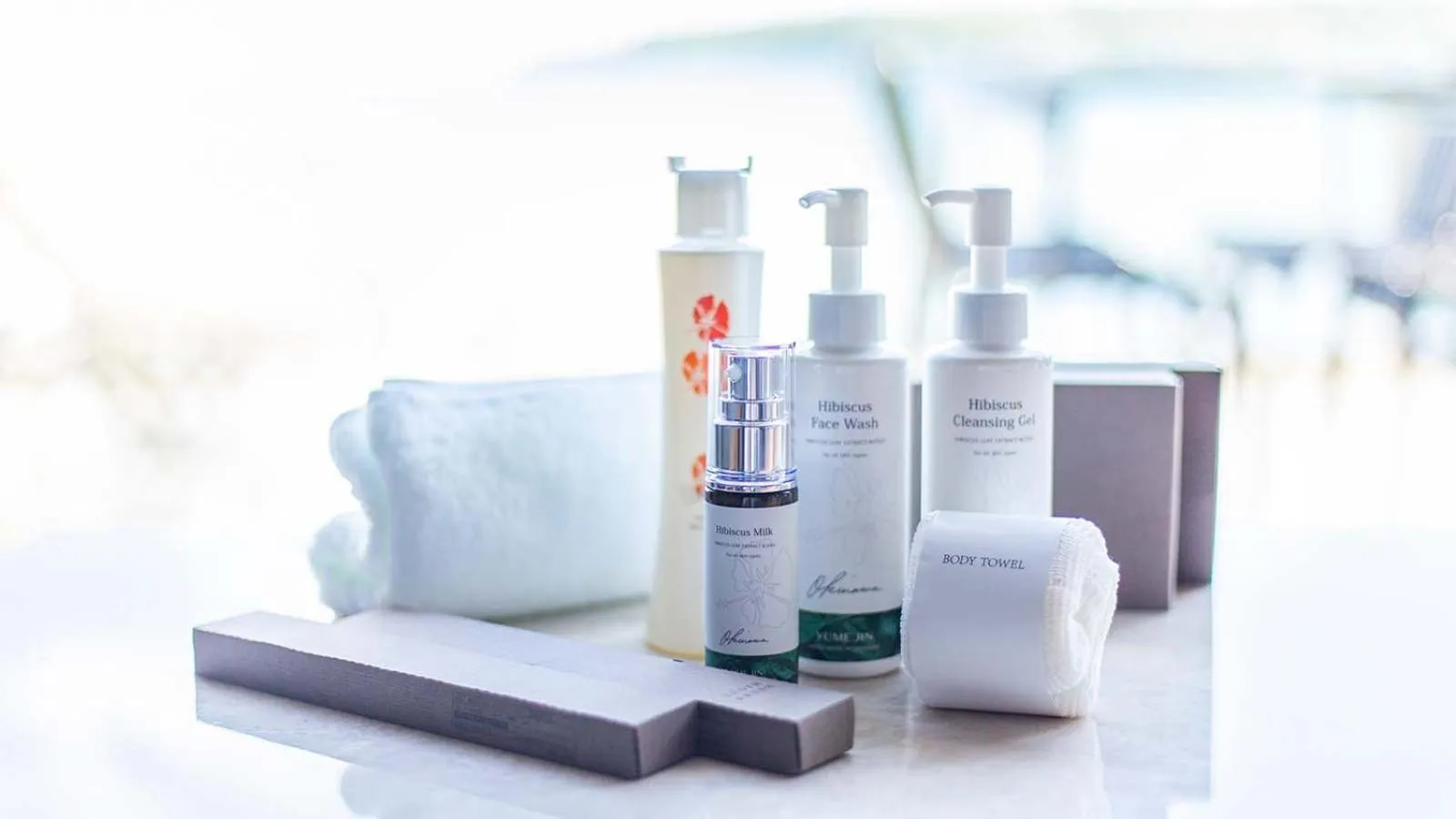 towels in Feliz Villa Suite Kourijima View