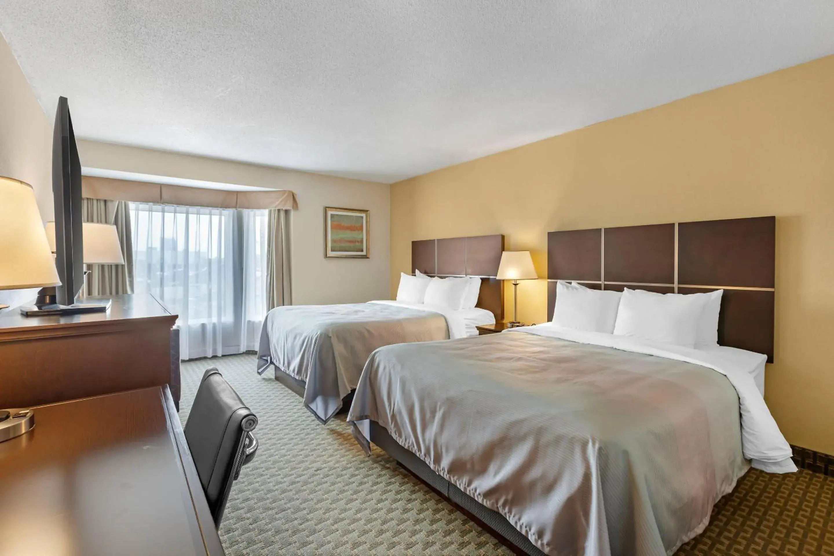 Bedroom, Bed in Quality Inn & Suites Bedroom, Bed in Quality Inn & Suites