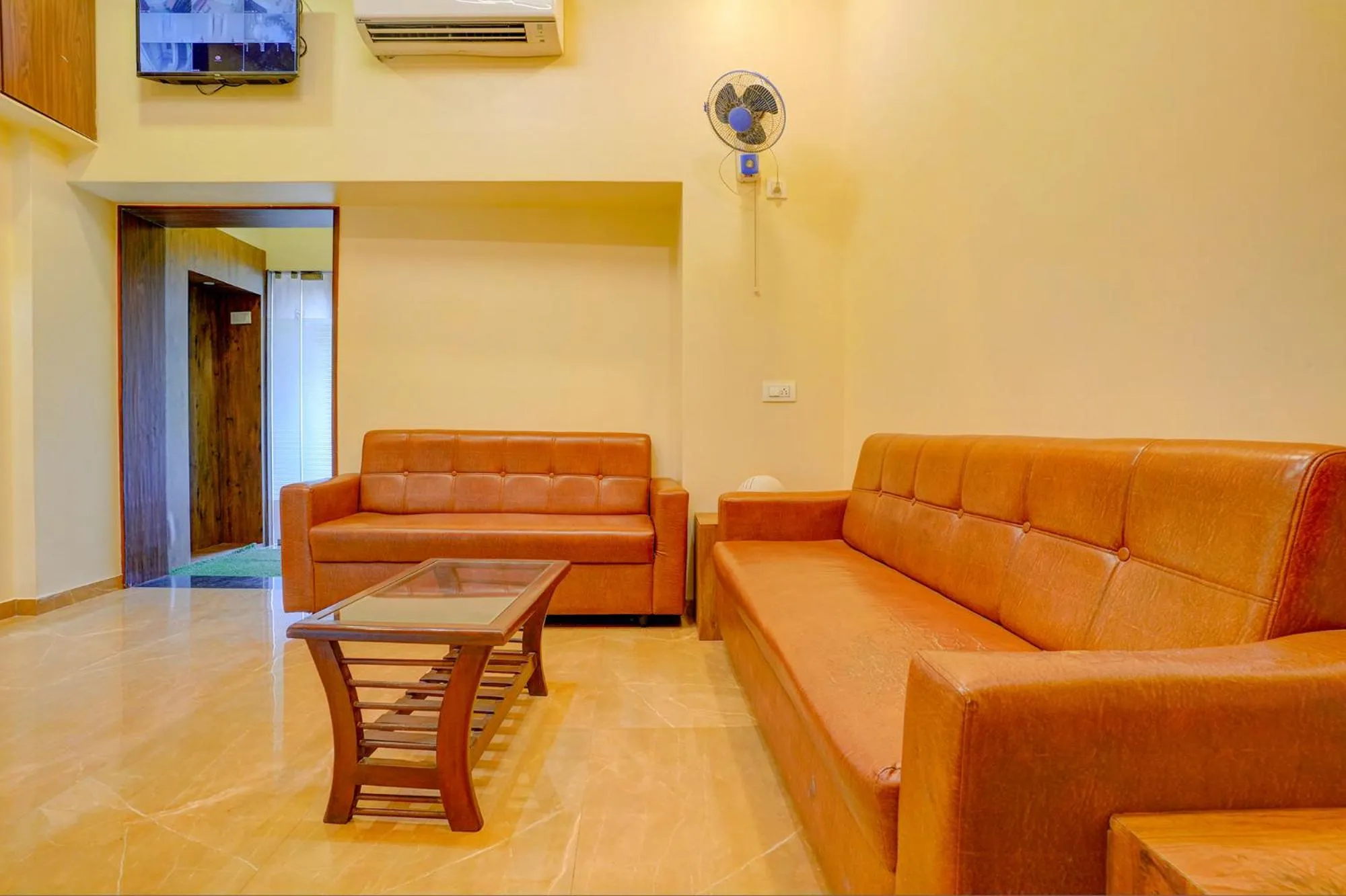 Seating area in FabExpress Colaba Grand