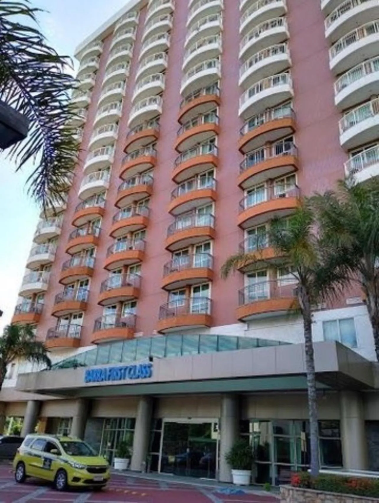 Property building in Flat Barra First