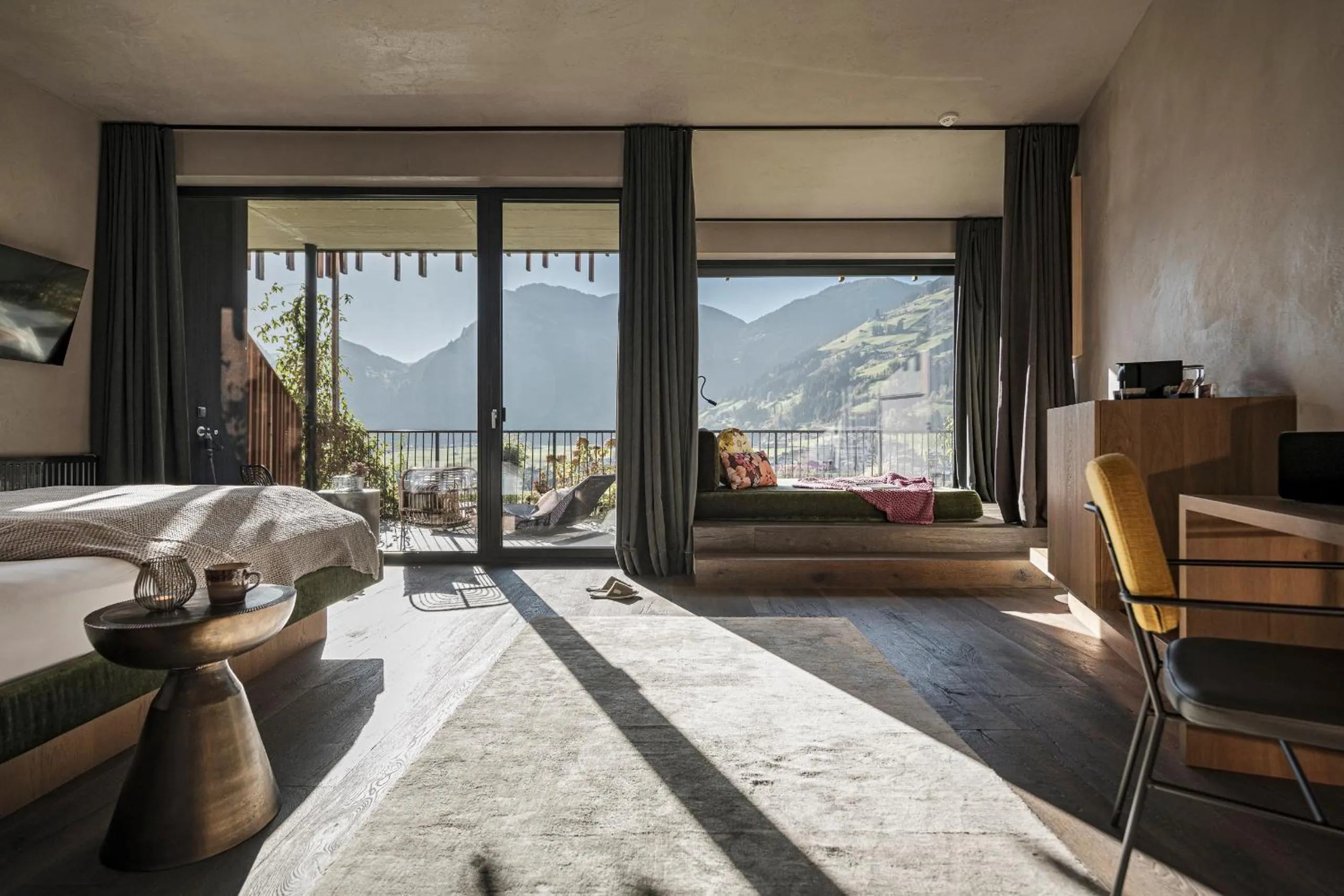 Photo of the whole room in Coolnest