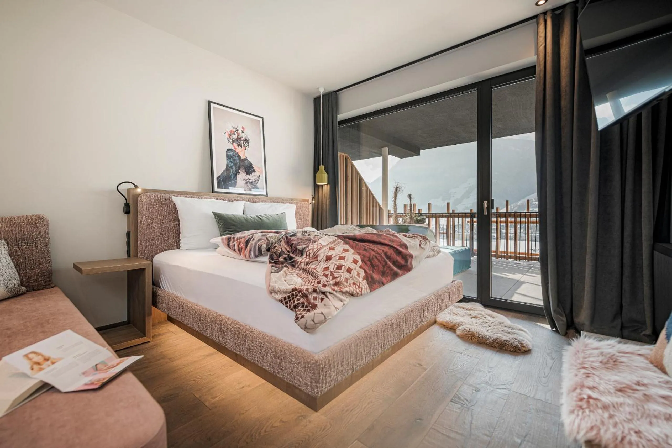 Superior King Room in Coolnest