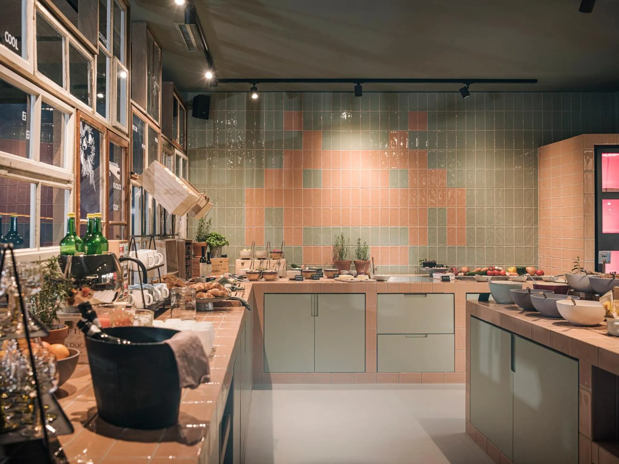 Breakfast in Coolnest