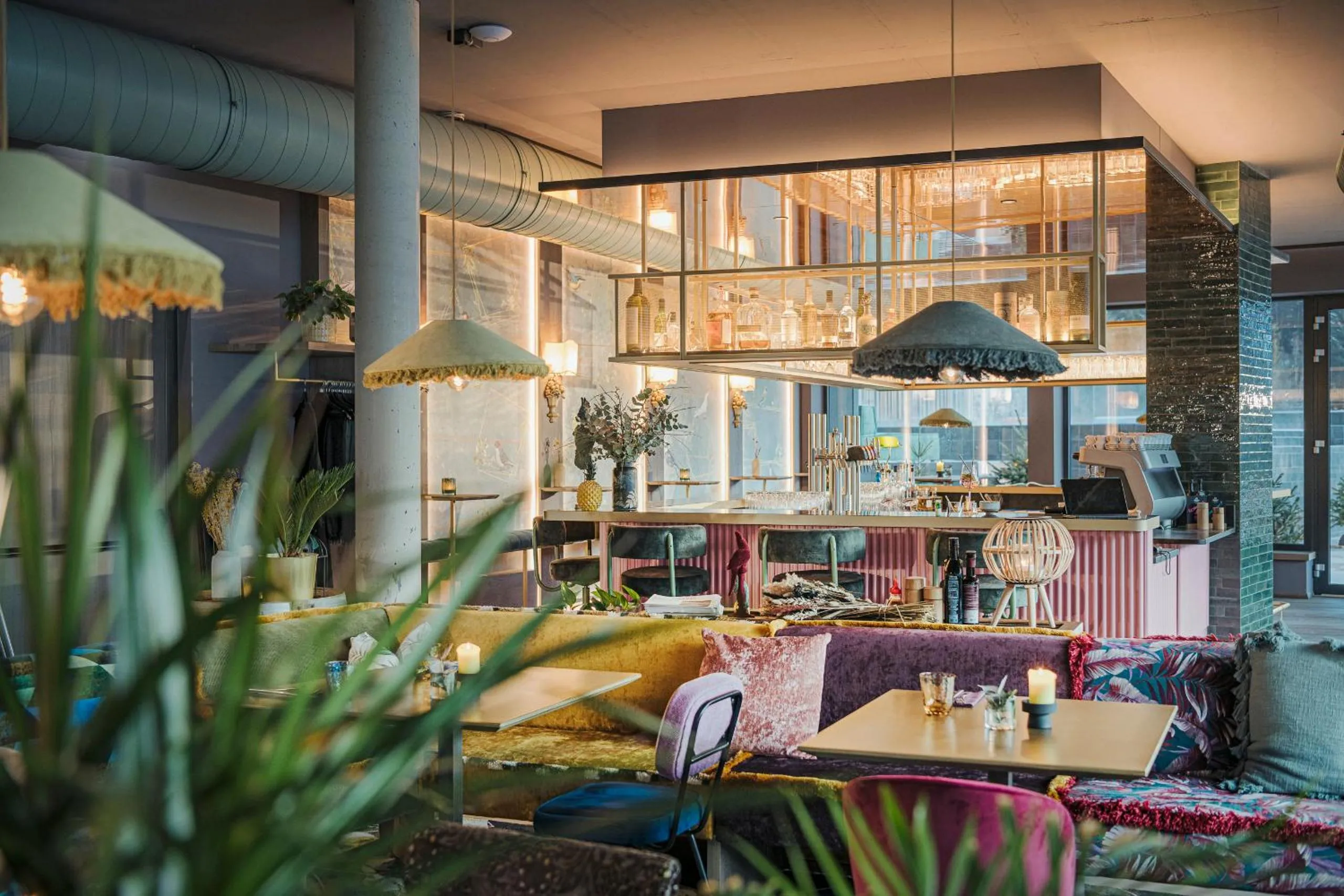 Restaurant/places to eat in Coolnest