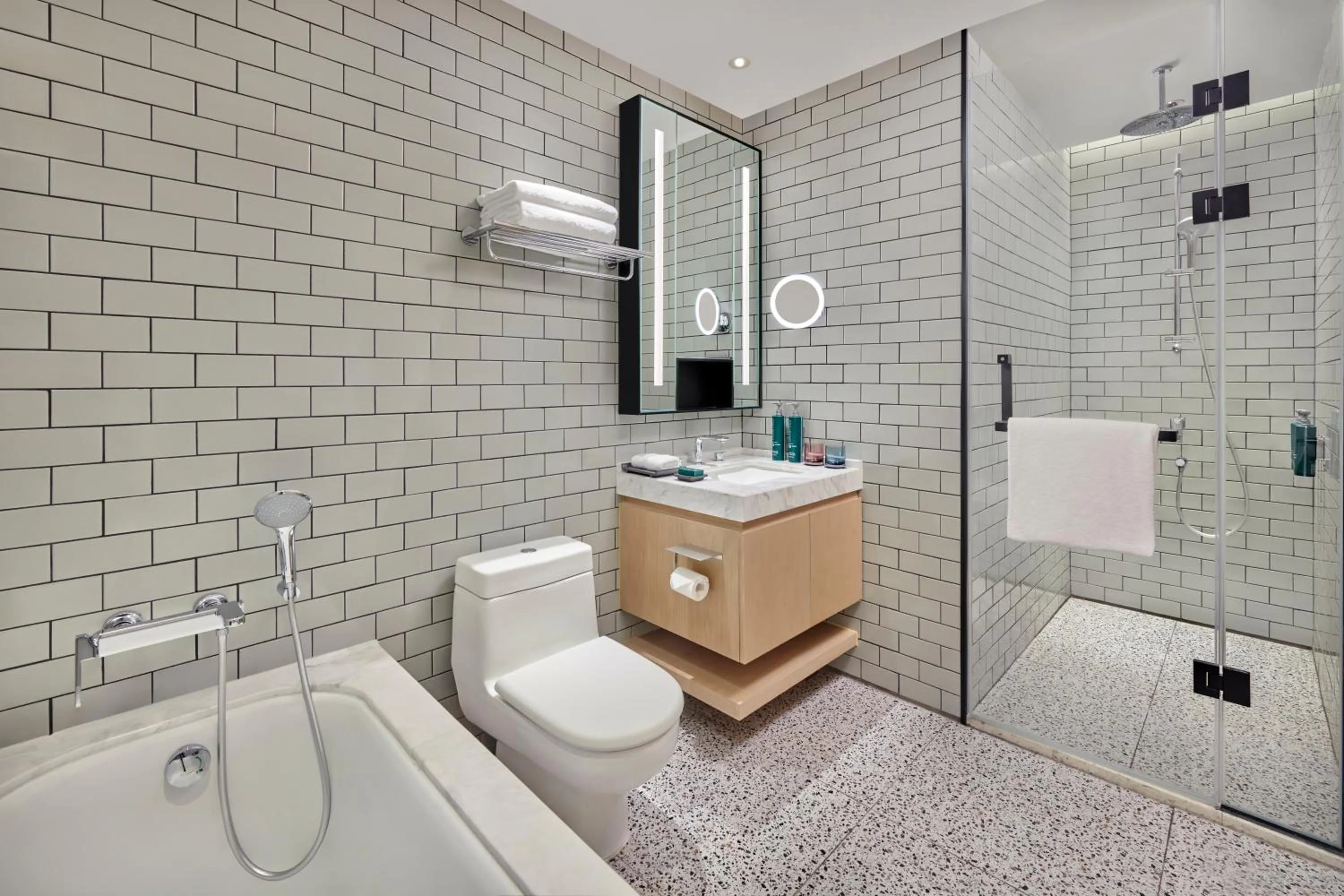 Bathroom in DoubleTree by Hilton Shenzhen Airport Residences