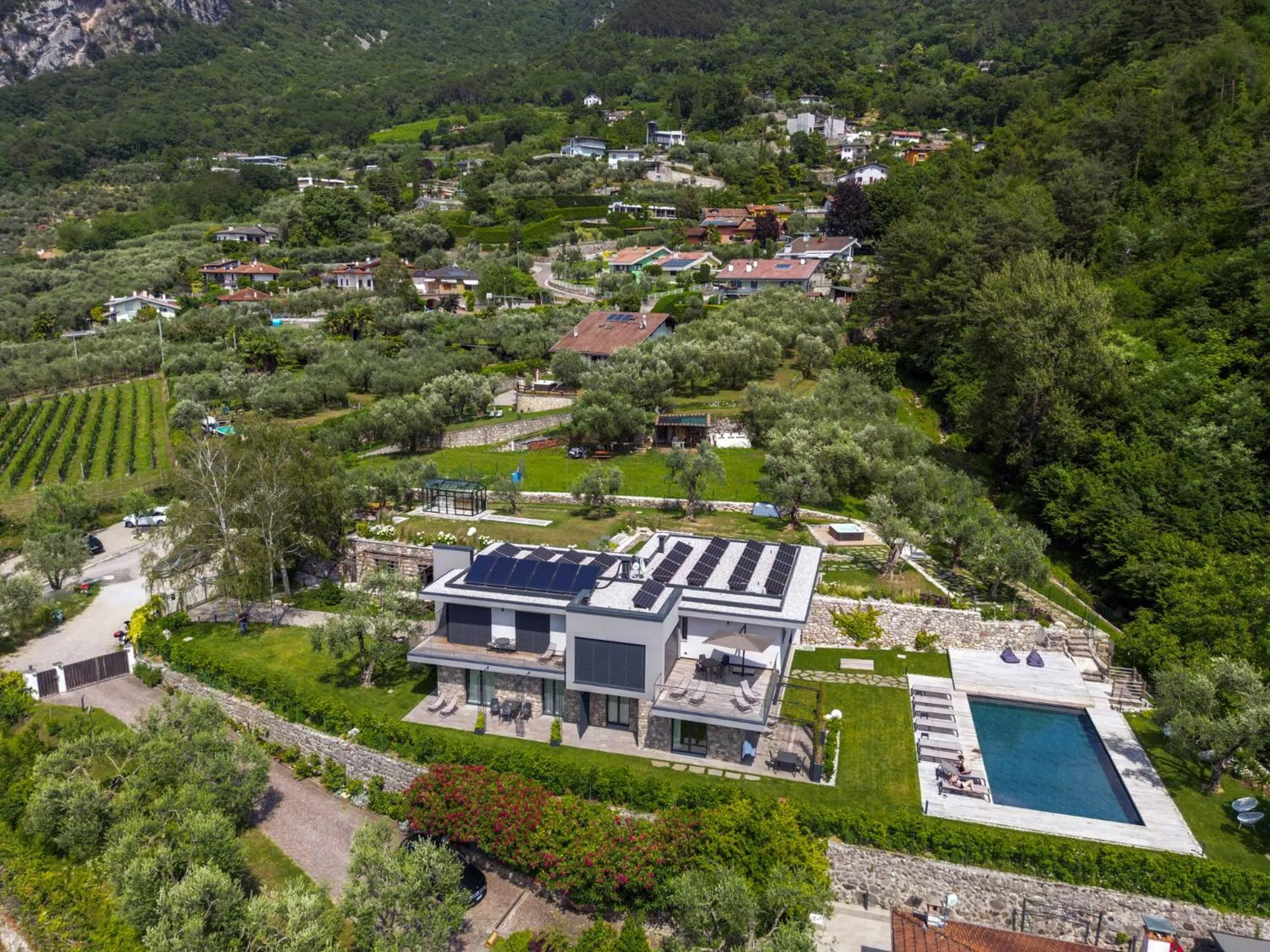 Gazzi Apartments 'Panoramic & Relaxing'