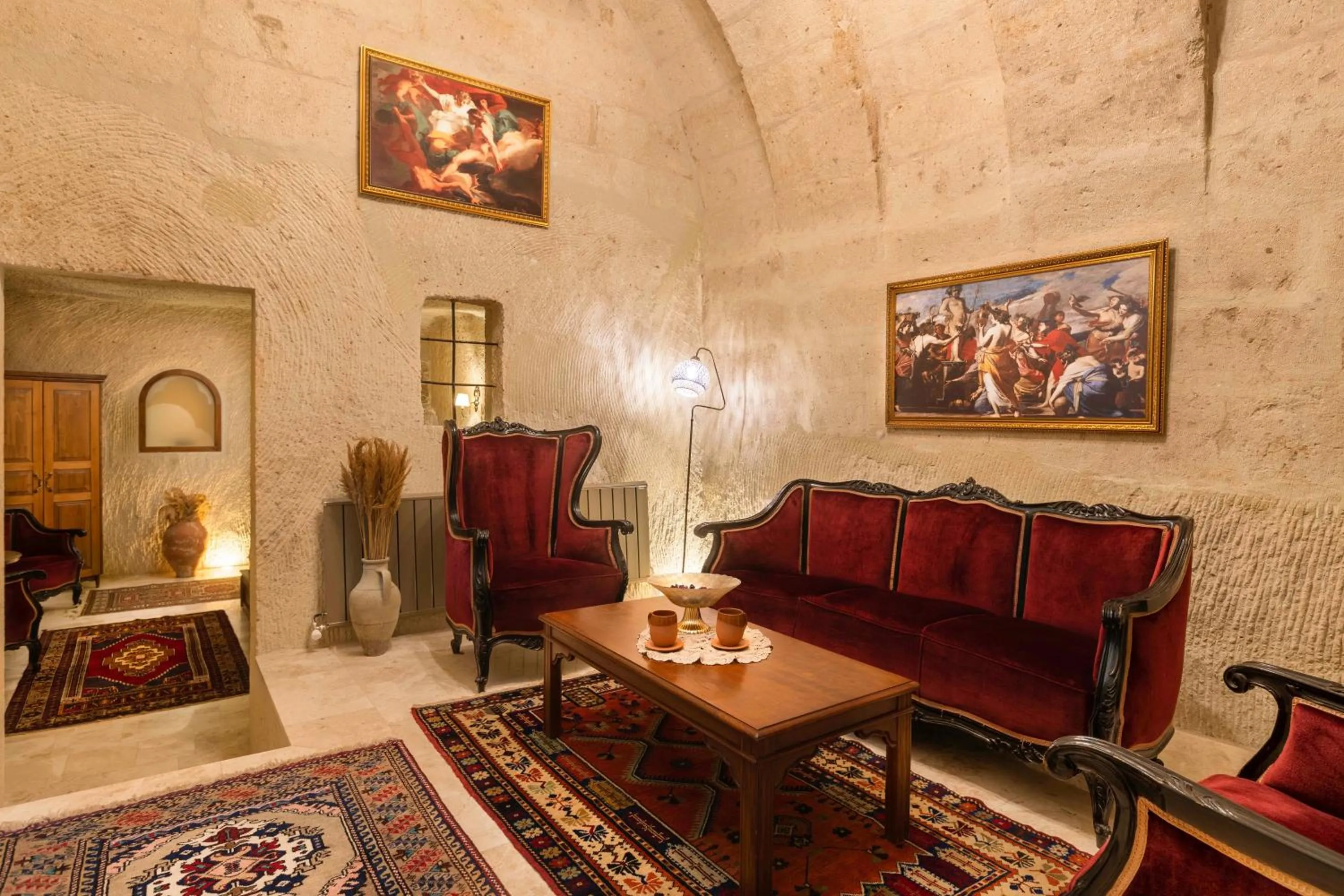 Living room in House 1938 Special Cave Hotel