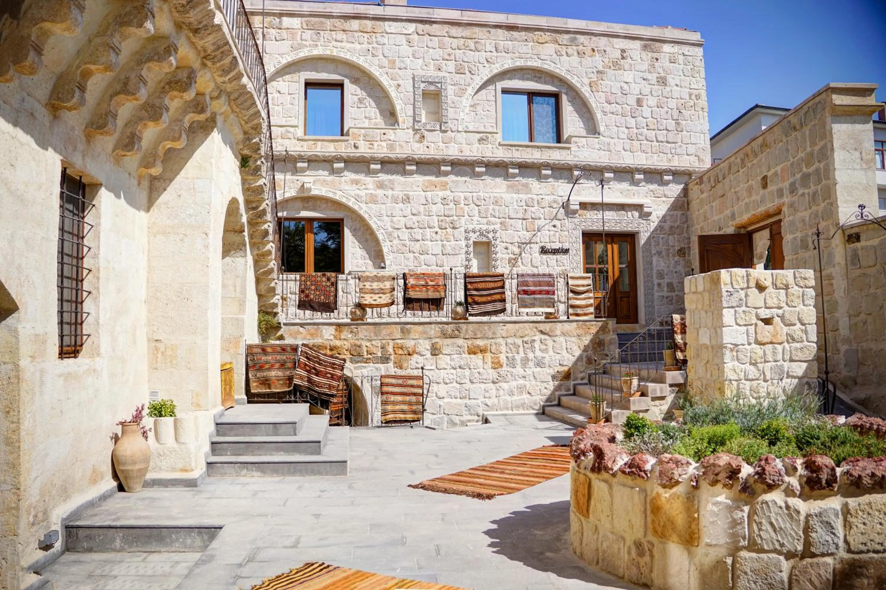 Property building in House 1938 Special Cave Hotel