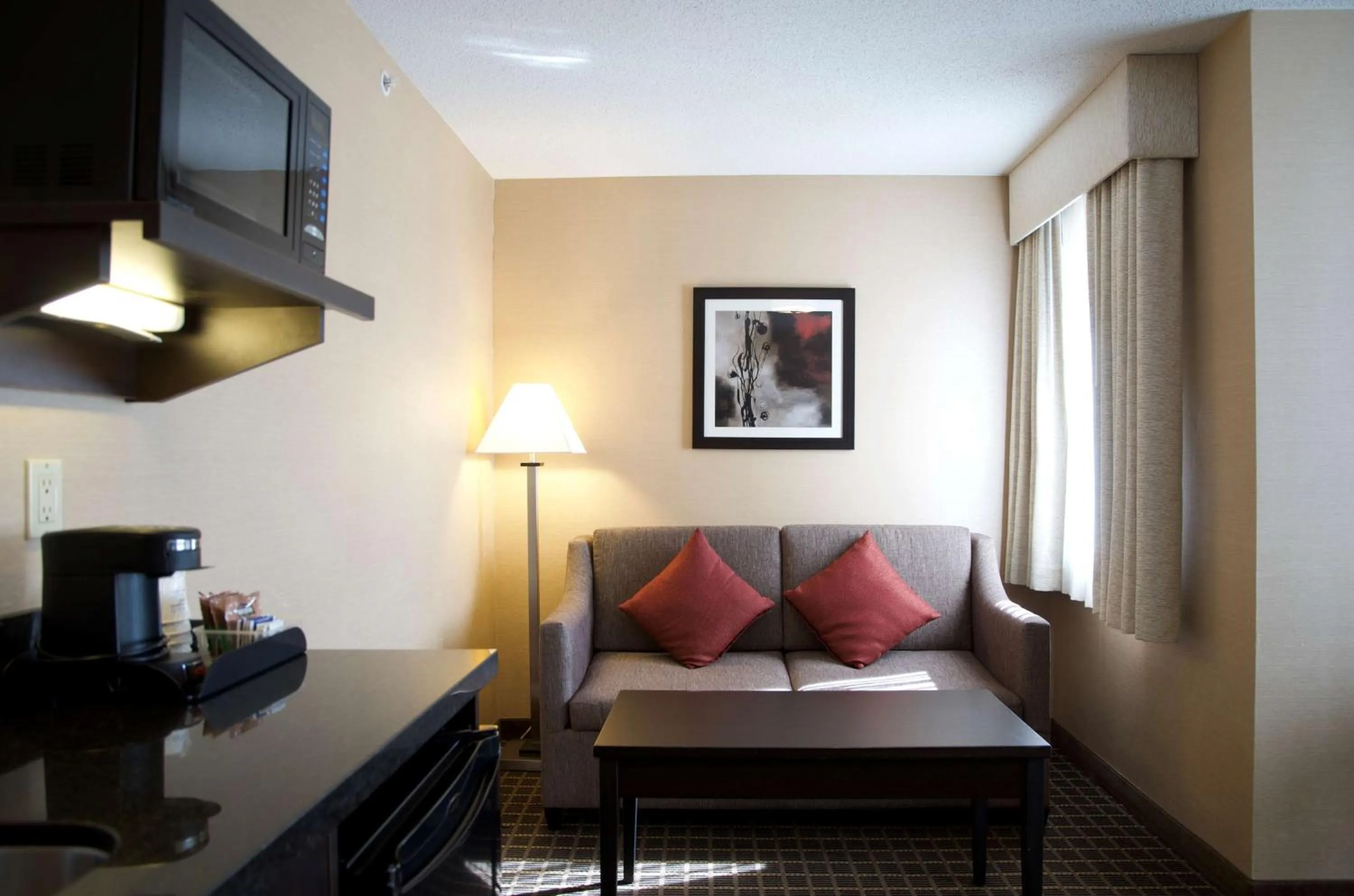 Photo of the whole room in Best Western Plus Burlington Inn & Suites
