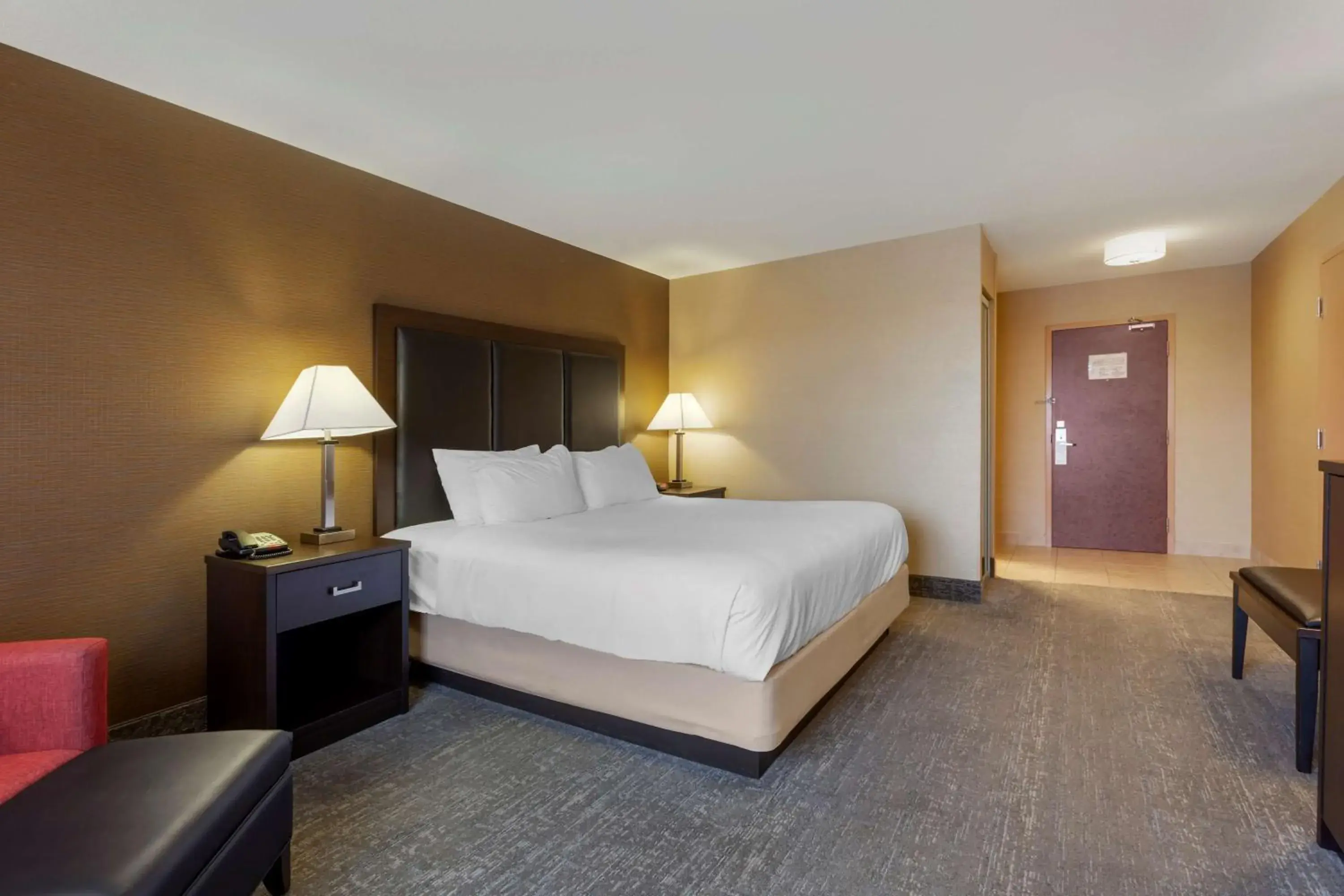 Bedroom, Bed in Best Western Plus Burlington Inn & Suites Bedroom, Bed in Best Western Plus Burlington Inn & Suites