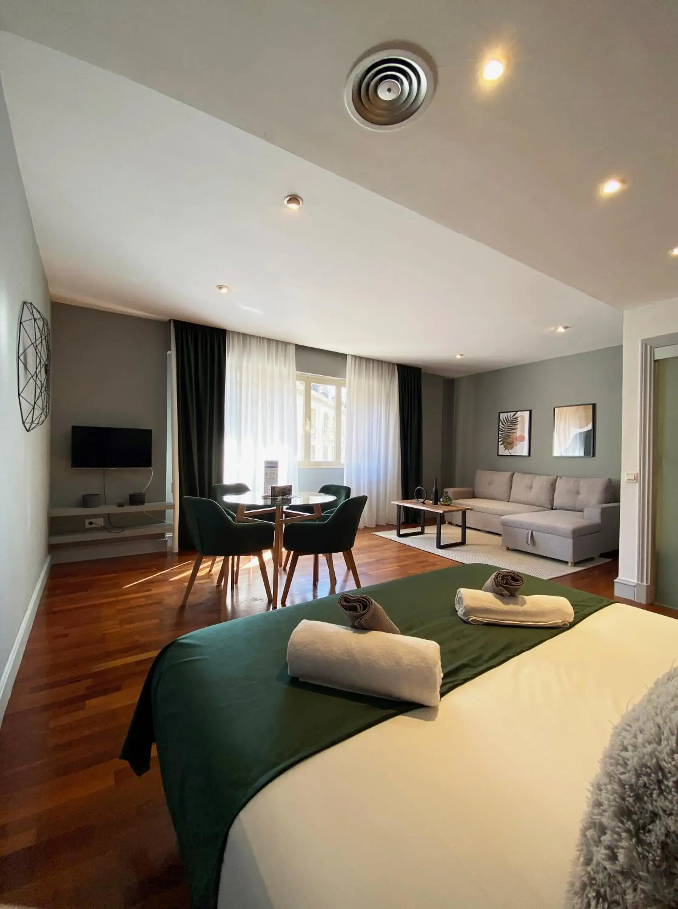Stay U-nique Apartments Passeig de Gracia II Stay U-nique Apartments Passeig de Gracia II