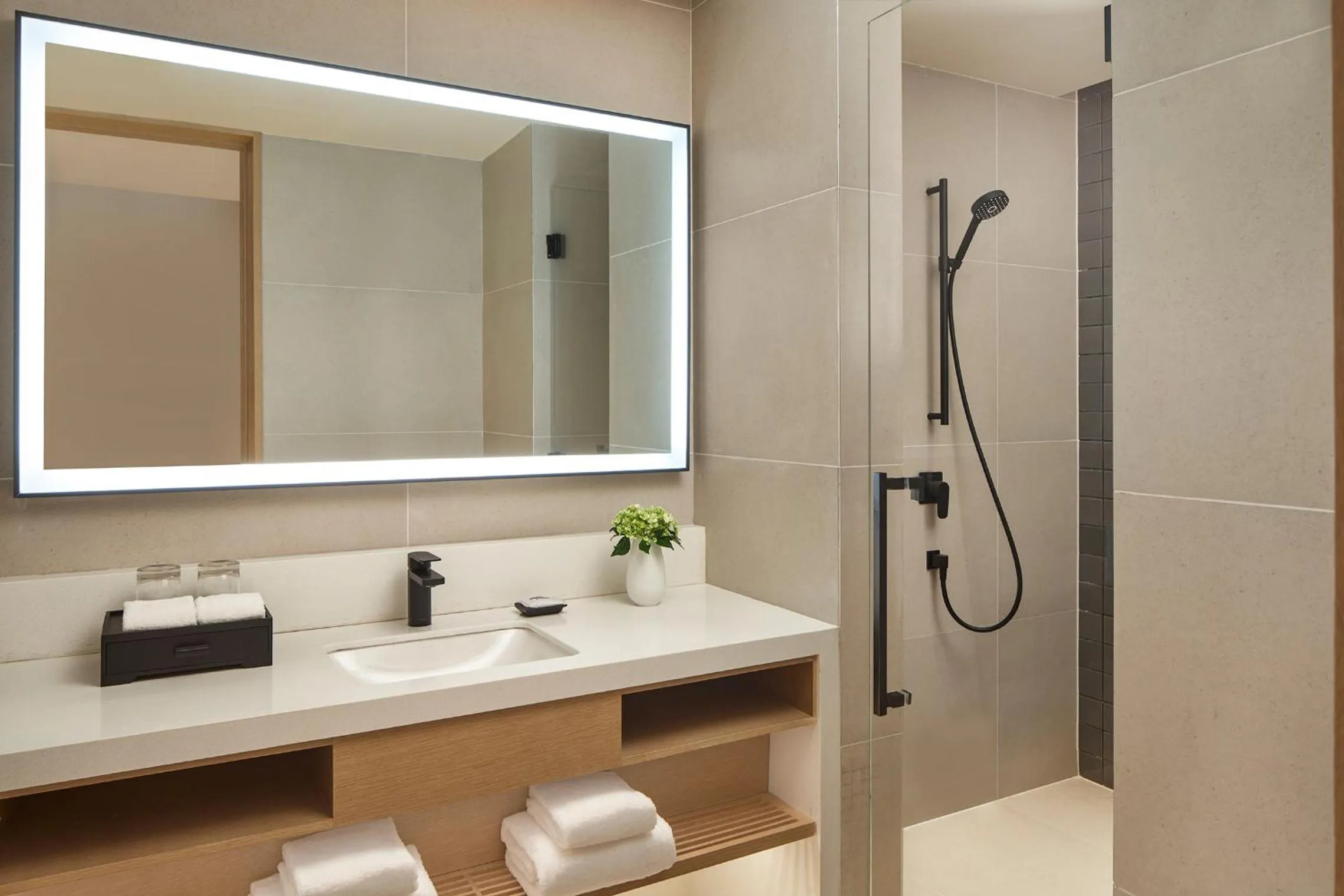 Toilet in Hyatt Place Jingdezhen Taoxichuan