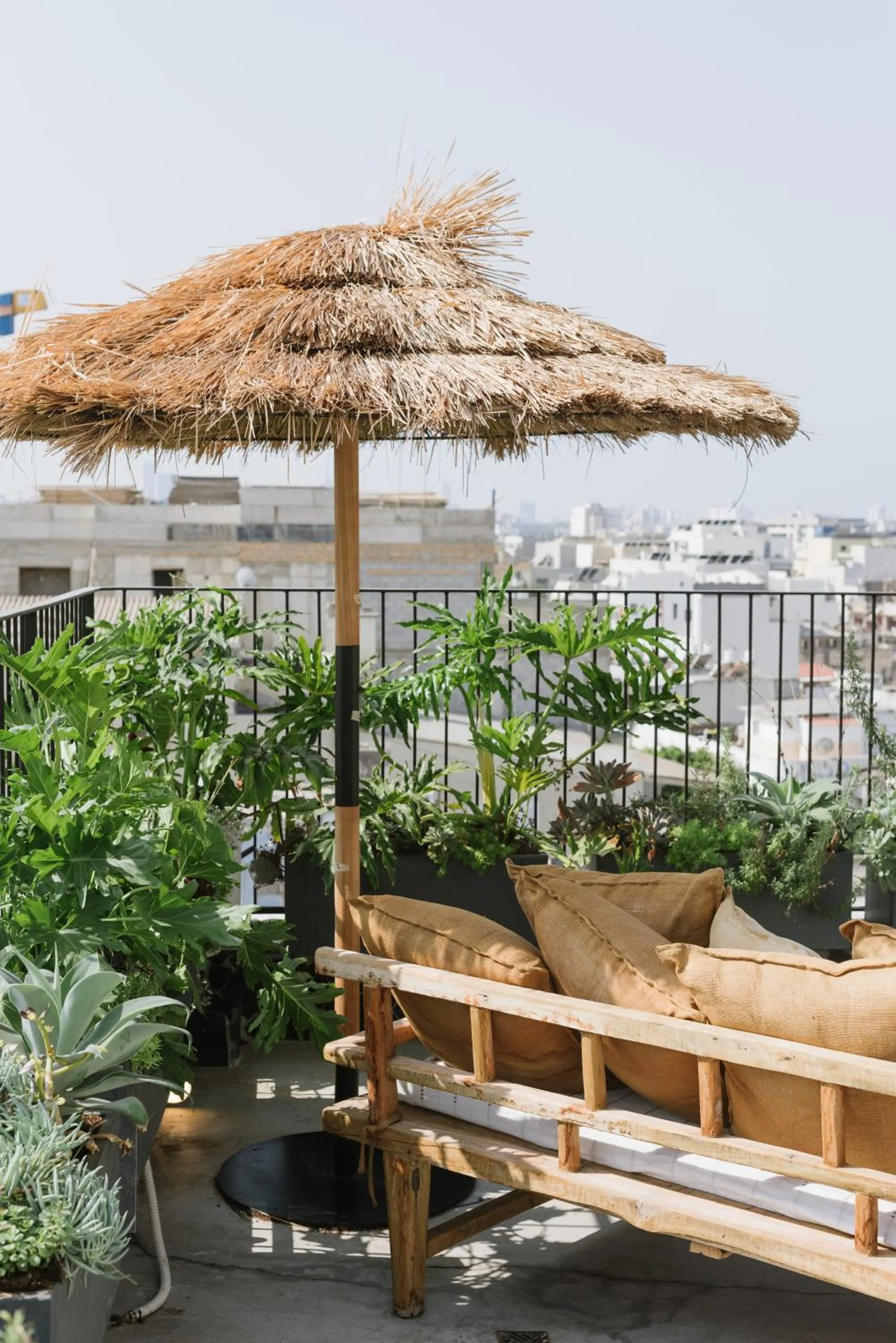 AYA Boutique ApartHotel By EZ TLV