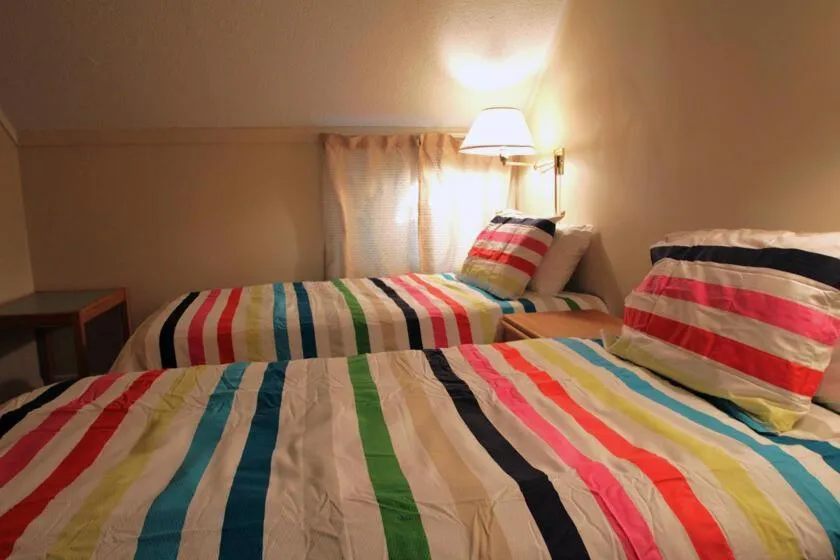 Bed in Whiffletree B8