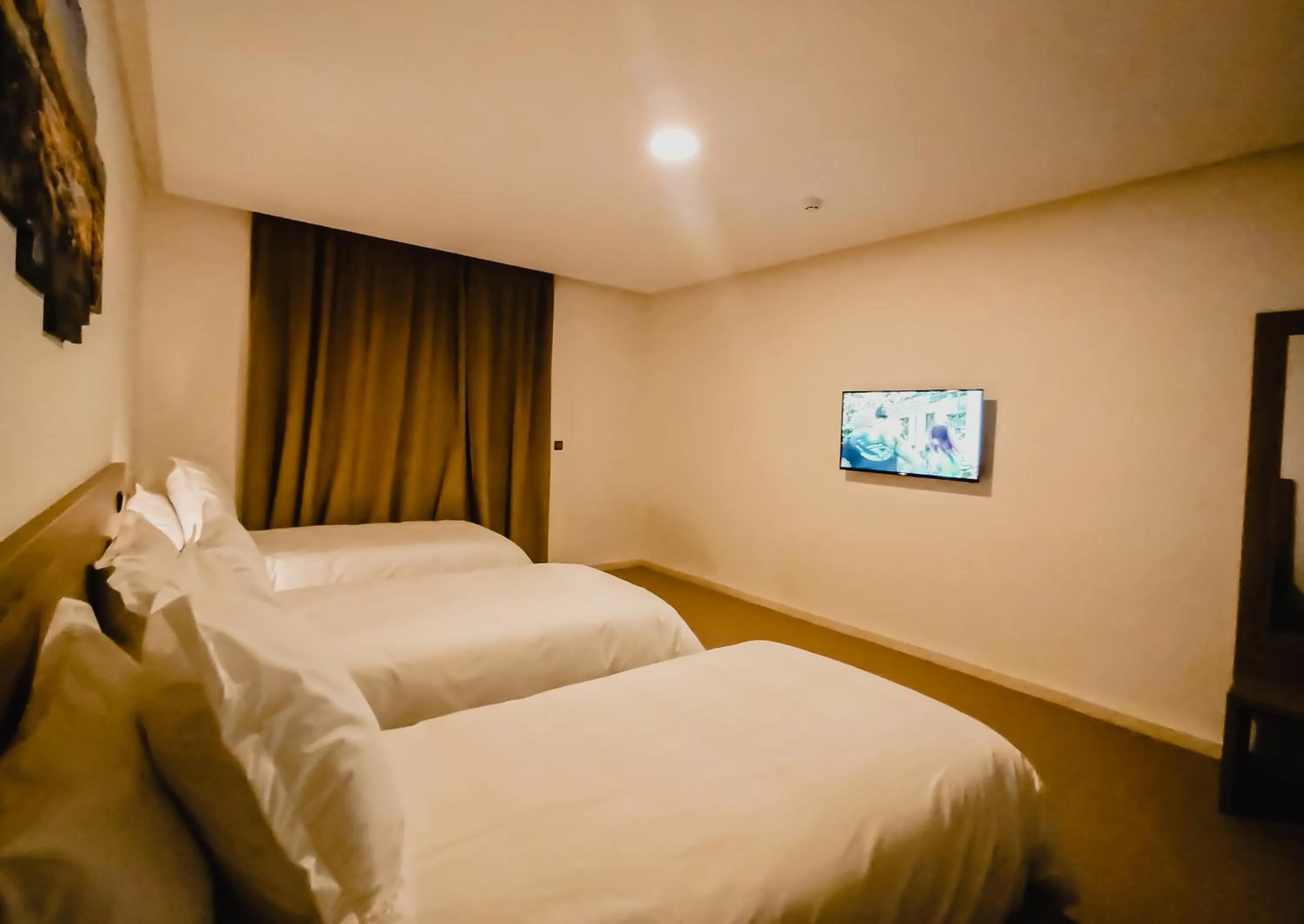 Bed in EL MOUSSAFIR HOTEL