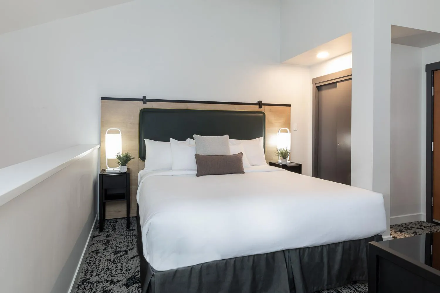 Bed in The Crystal Lodge