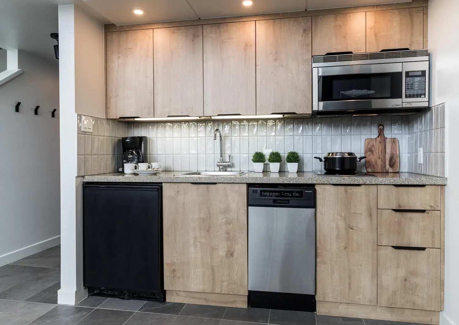 Loft Suite Sleeps 6 in The Crystal Lodge Loft Suite Sleeps 6 in The Crystal Lodge