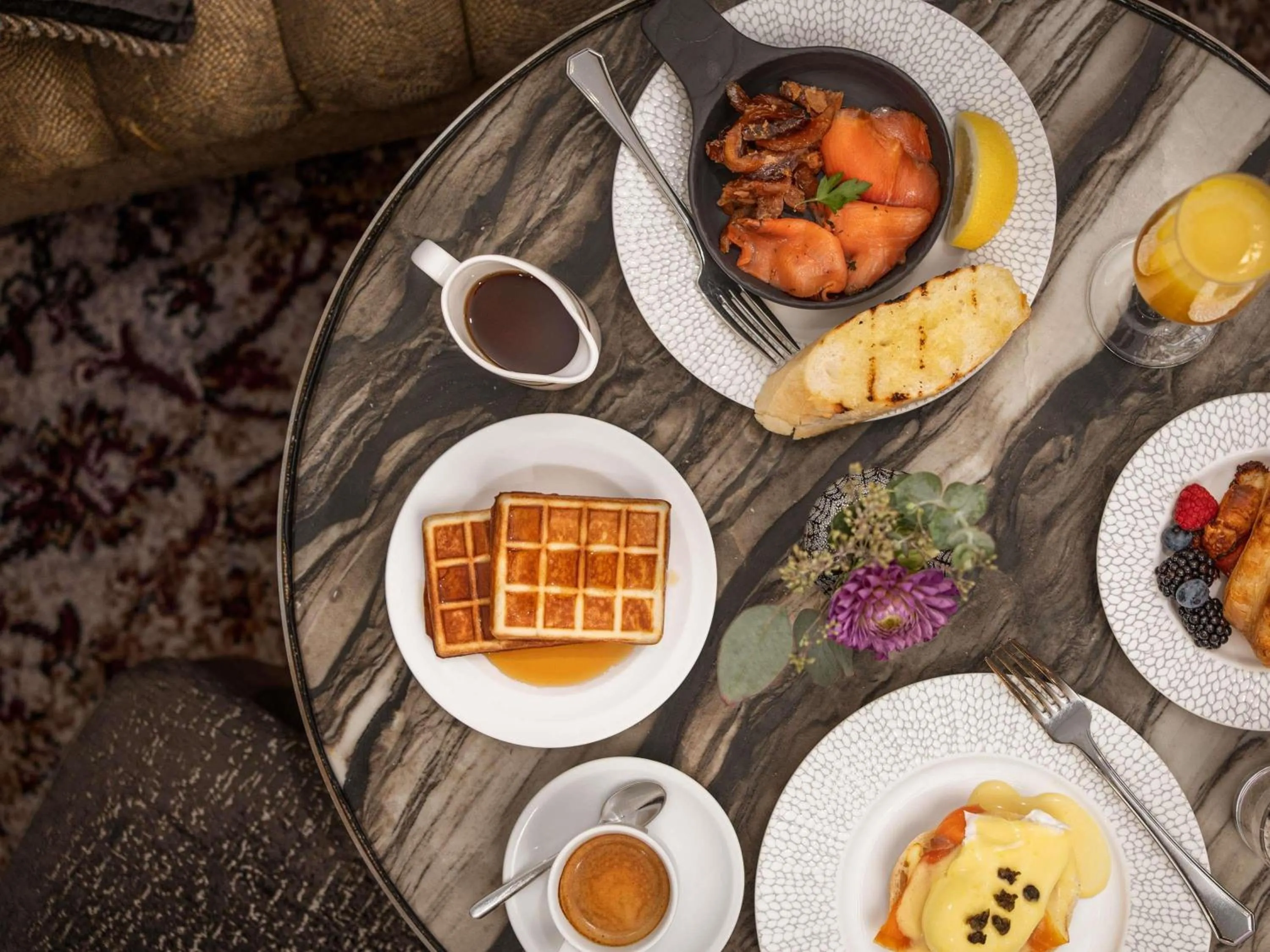 Bedroom in Fairmont Hotel Vancouver