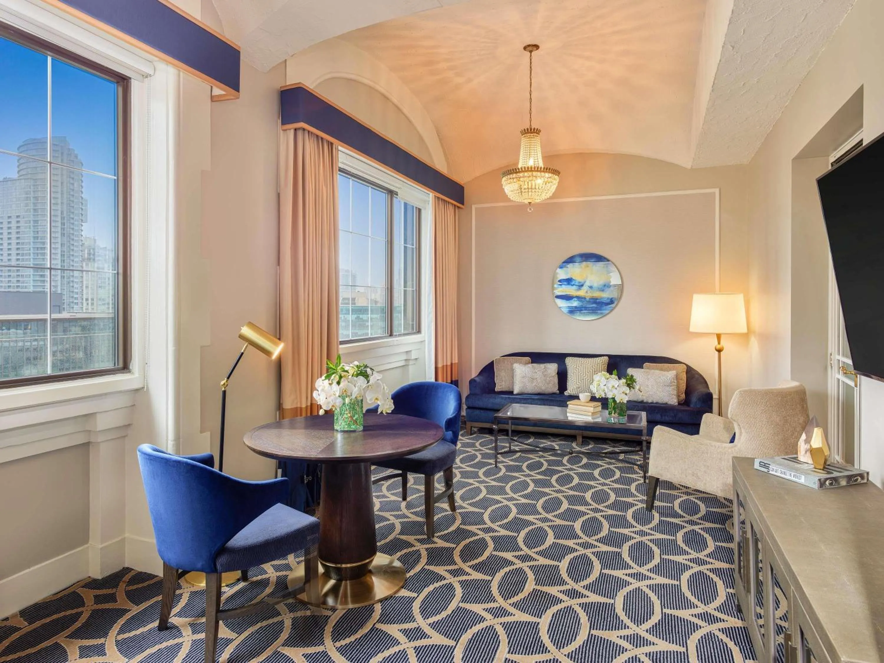 Bedroom in Fairmont Hotel Vancouver