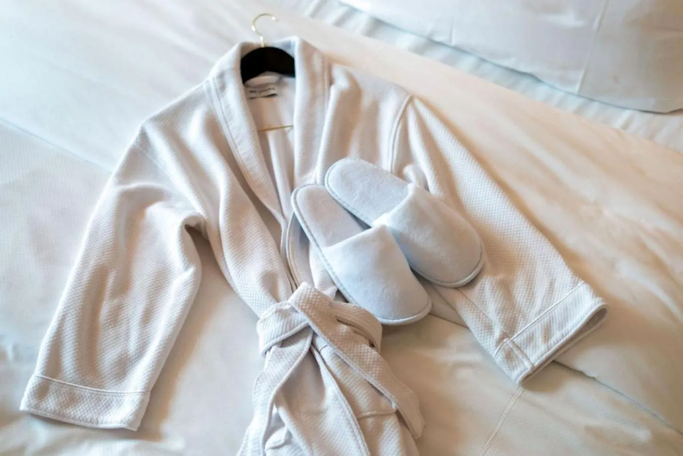 Bathroom, Bed in Hotel Washington