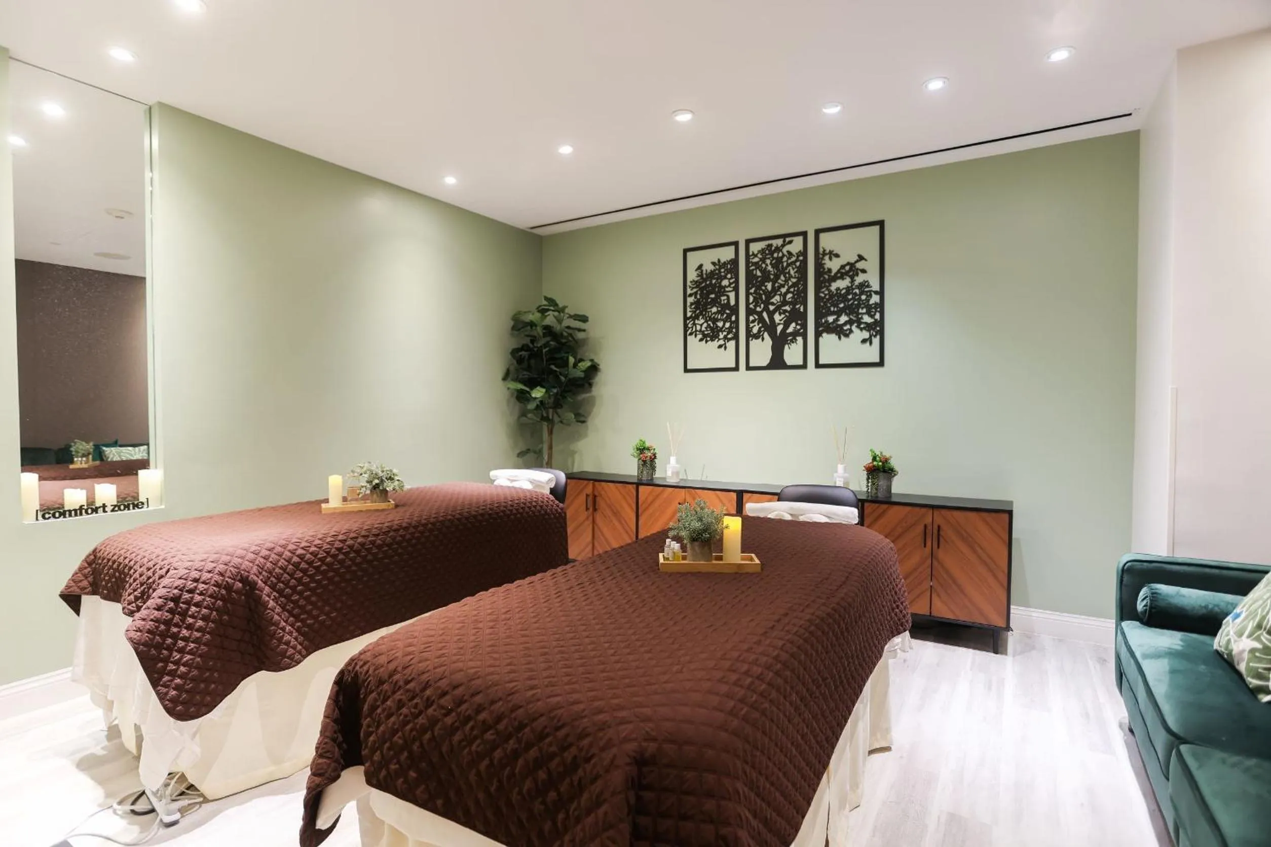 Massage, Bed in Hotel Washington