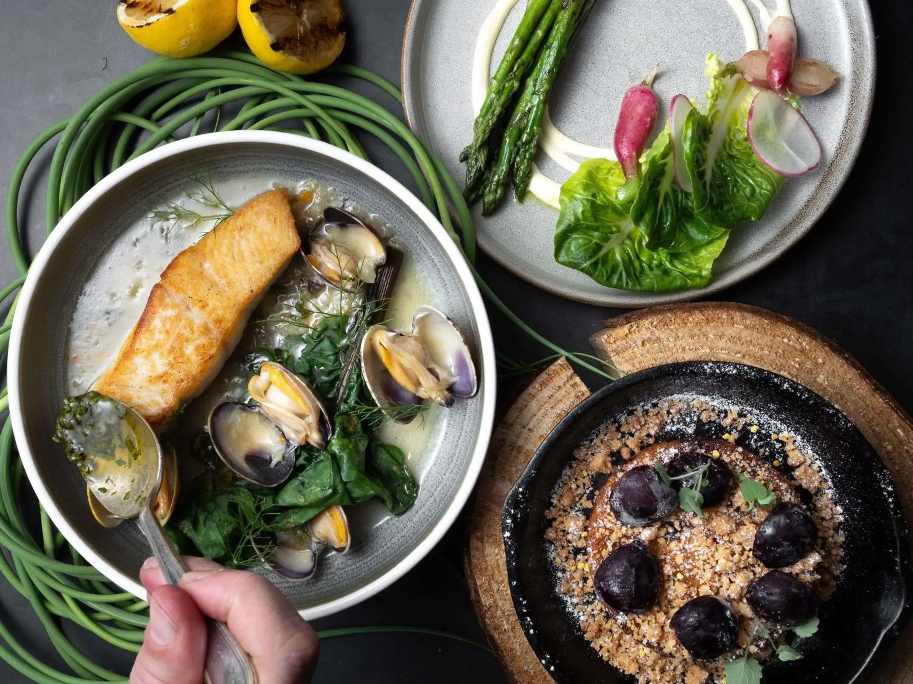 Restaurant/places to eat in Fairmont Waterfront Restaurant/places to eat in Fairmont Waterfront