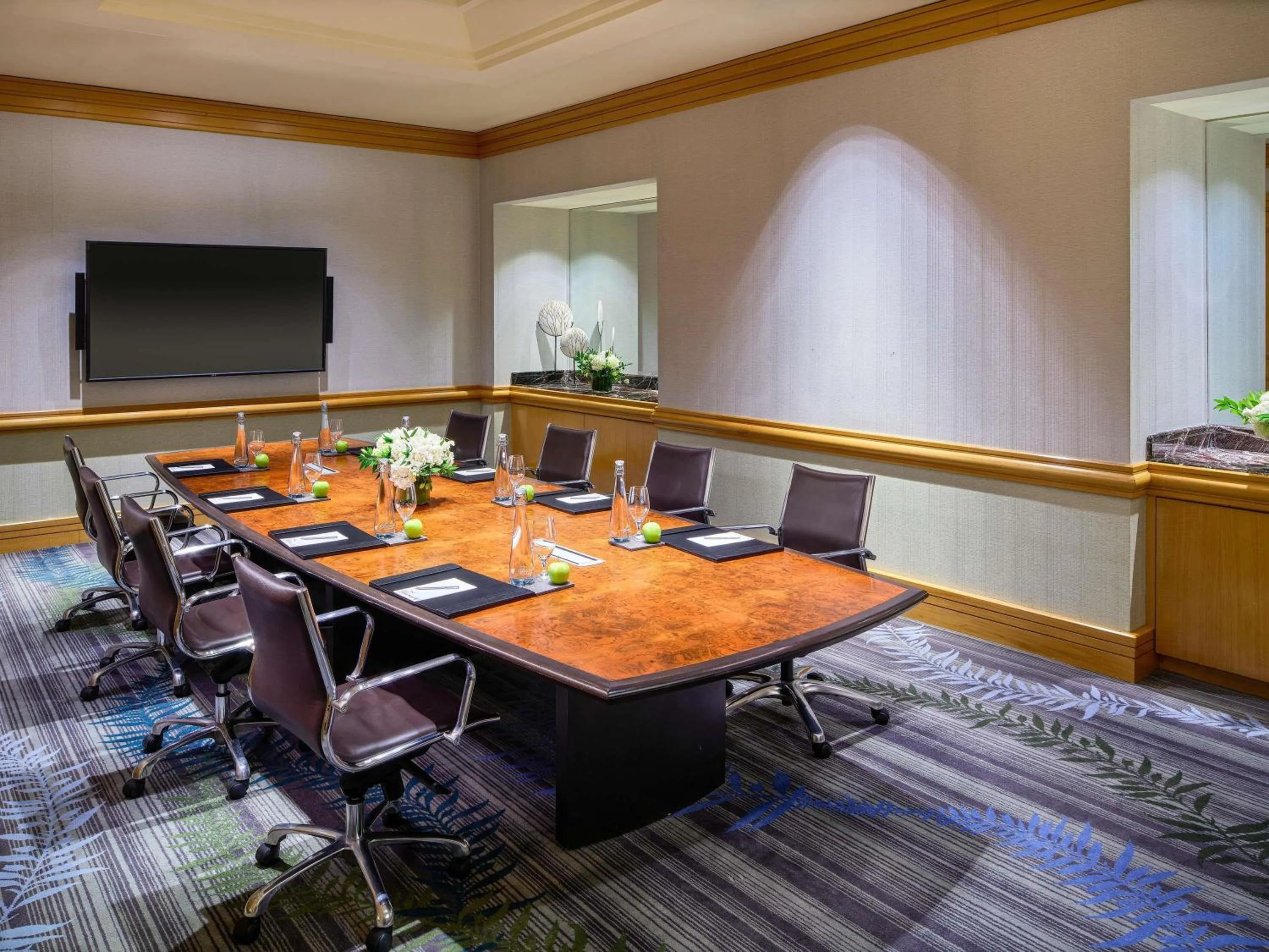 Meeting/conference room in Fairmont Waterfront