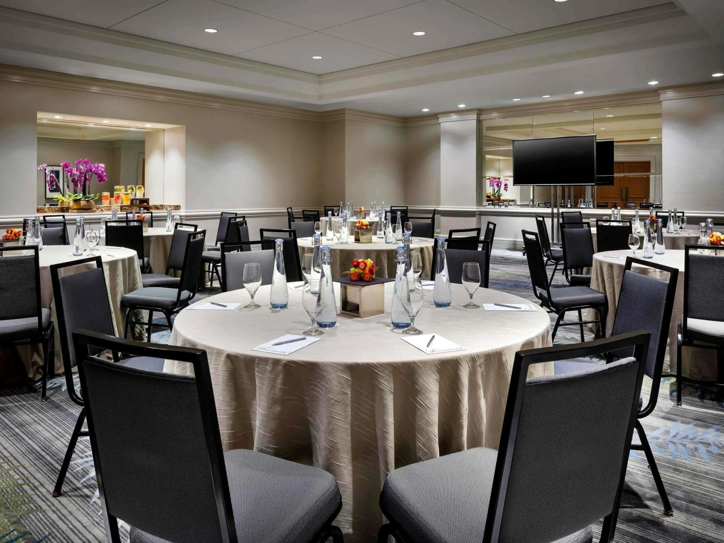 Meeting/conference room in Fairmont Waterfront