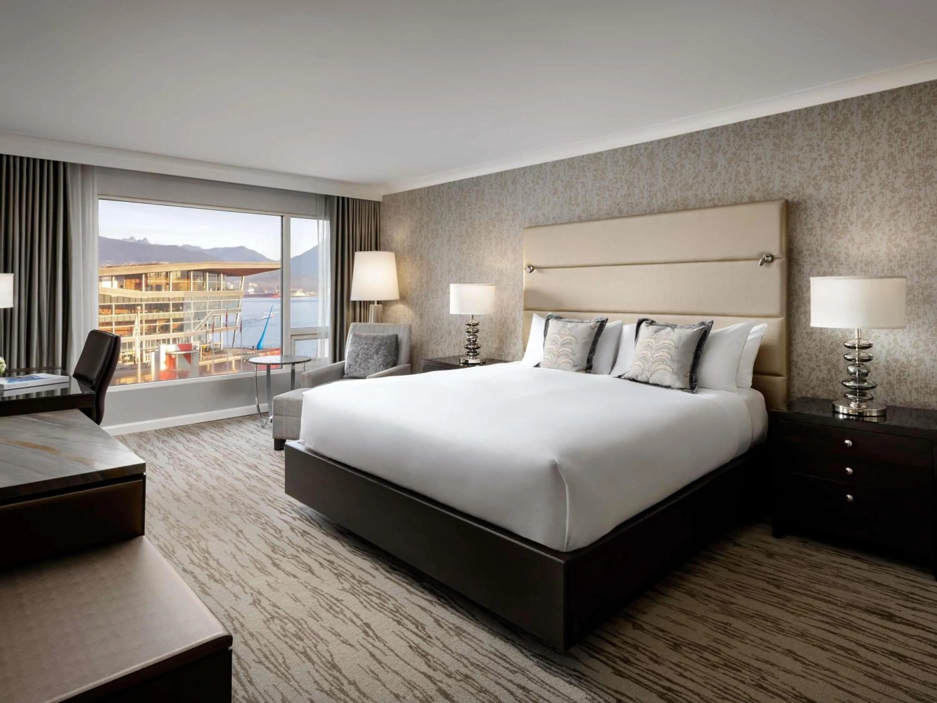 Other, Bed in Fairmont Waterfront