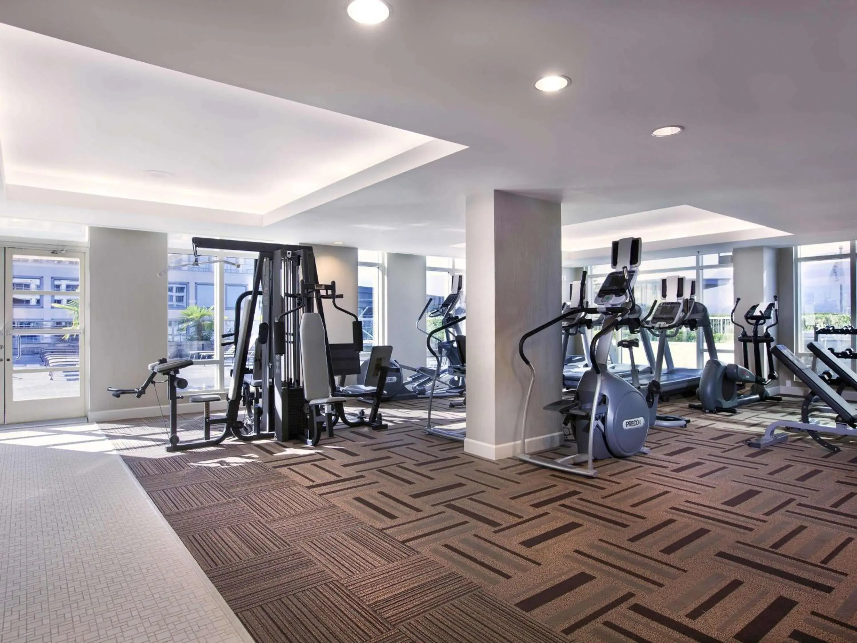Fitness centre/facilities in Fairmont Waterfront Fitness centre/facilities in Fairmont Waterfront