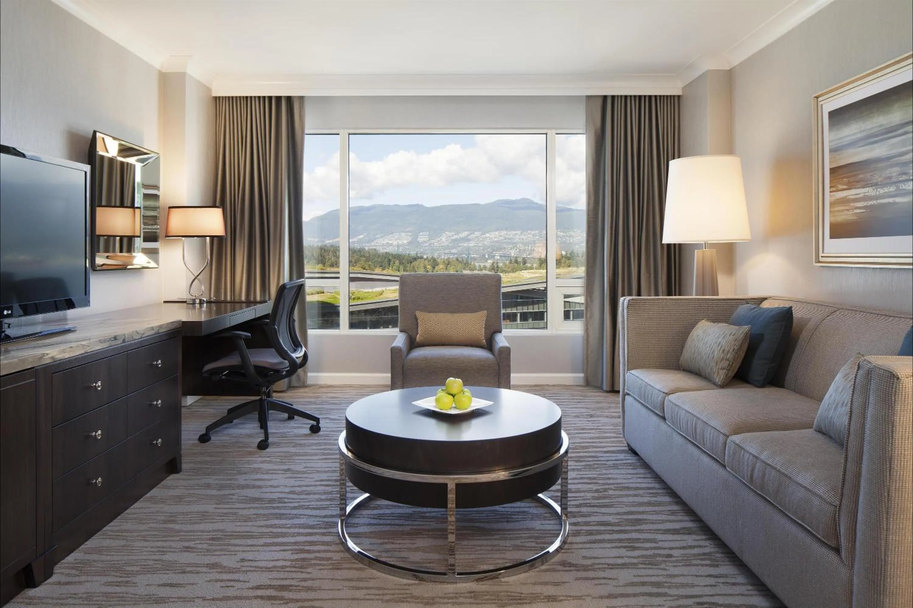 Living room in Fairmont Waterfront