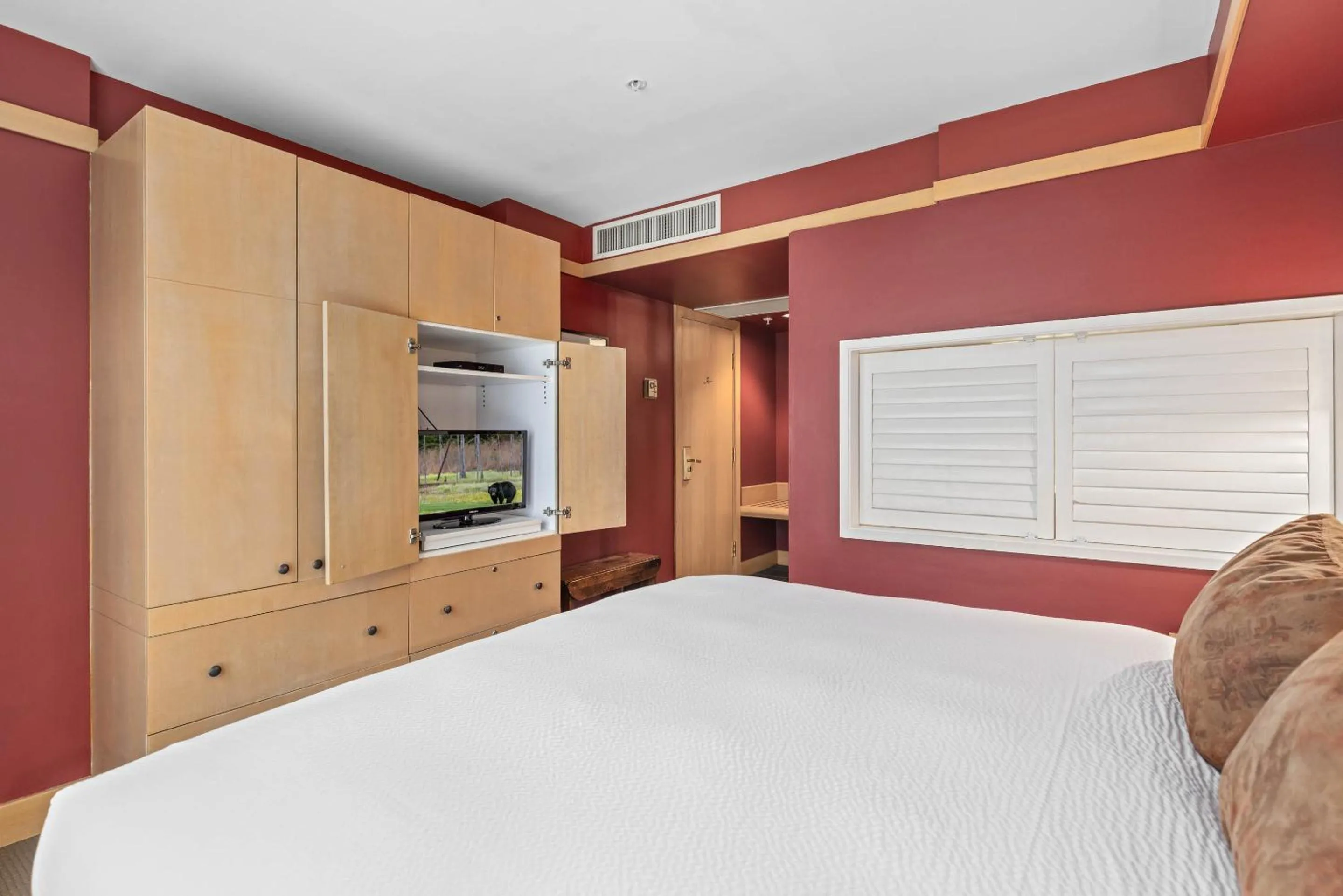 Bed in Le Chamois by Whistler Premier