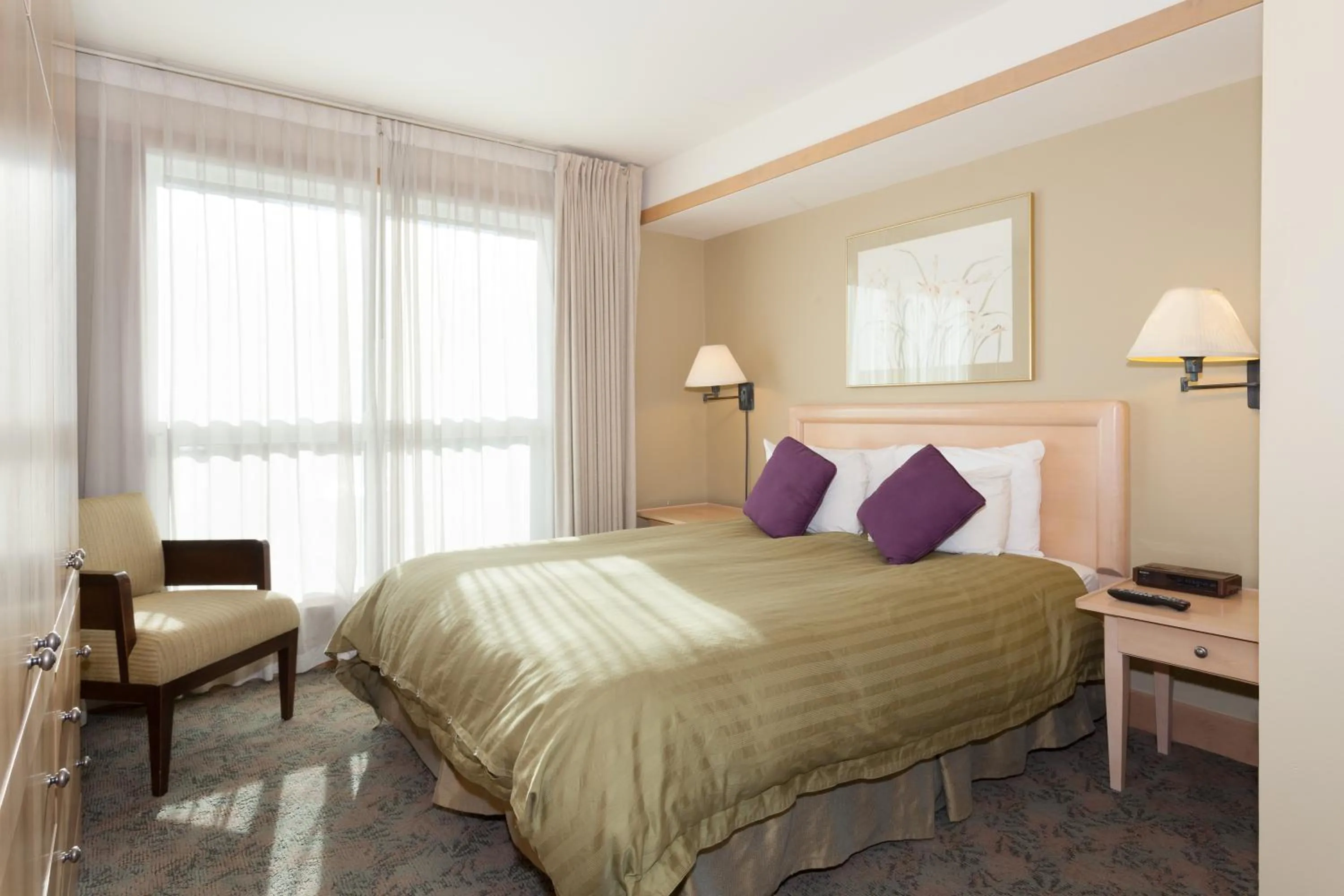 Bedroom, Bed in Le Chamois by Whistler Premier