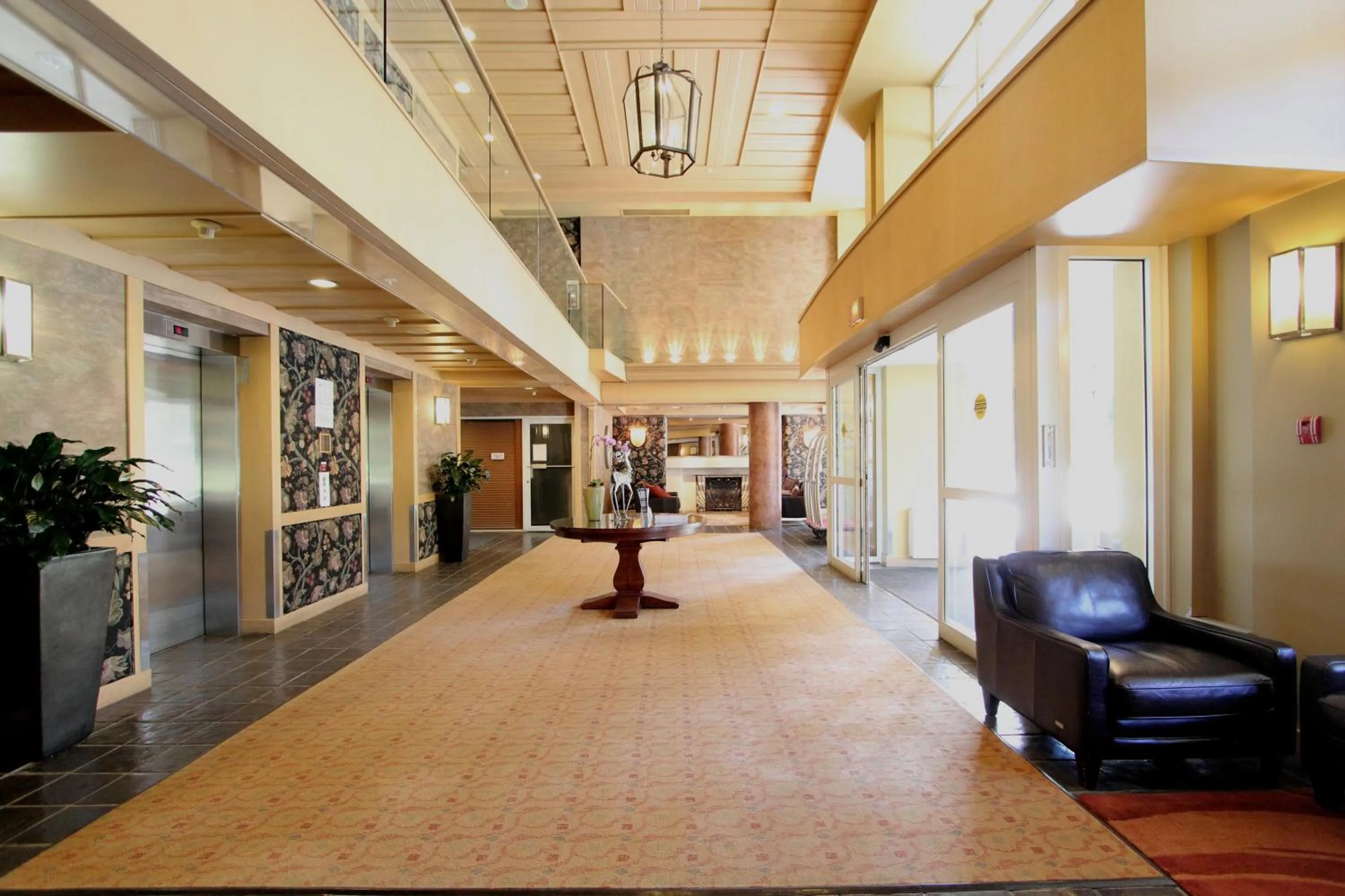 Lobby or reception in Le Chamois by Whistler Premier