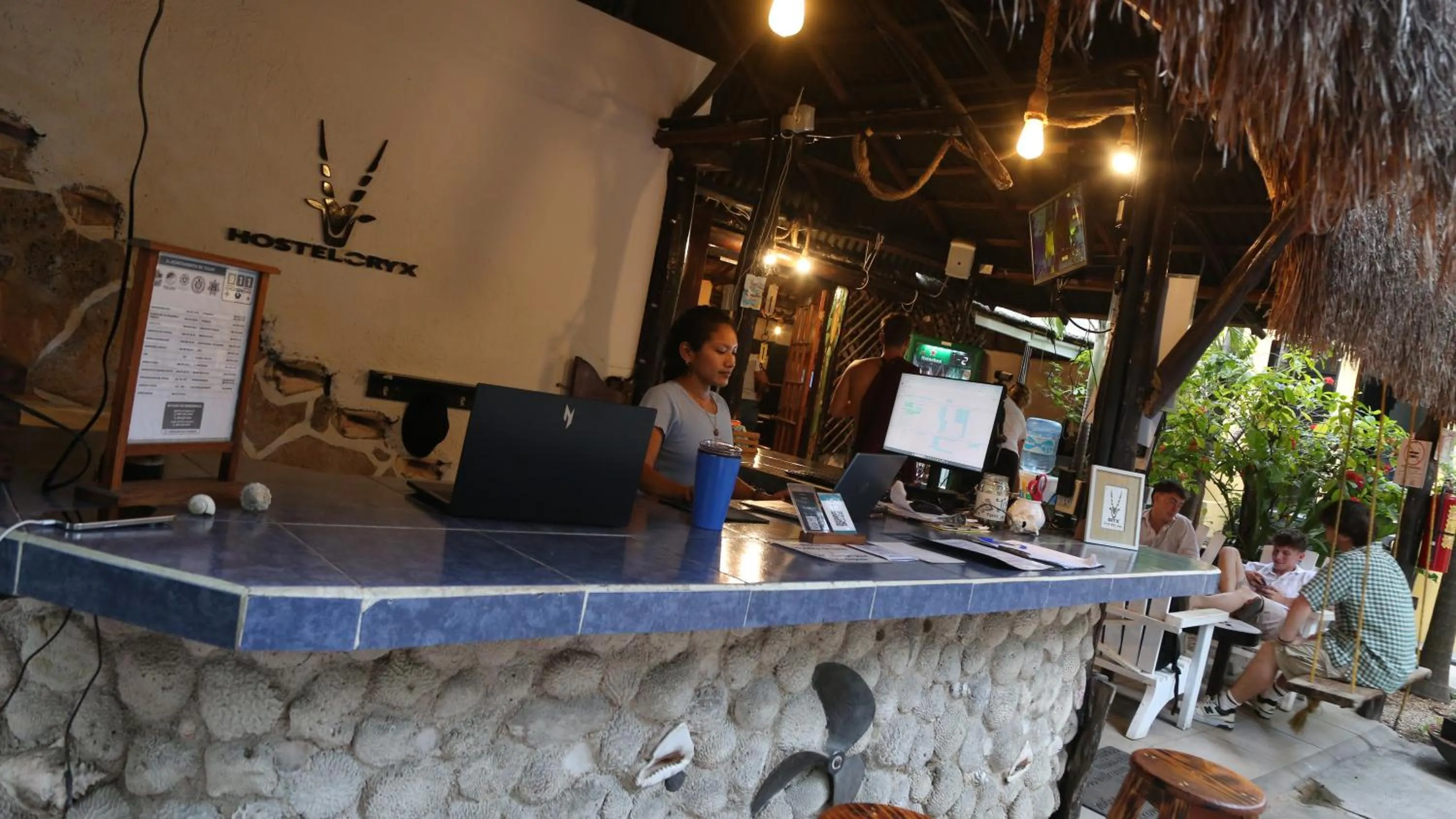 Lobby or reception in Hostel Oryx Tulum