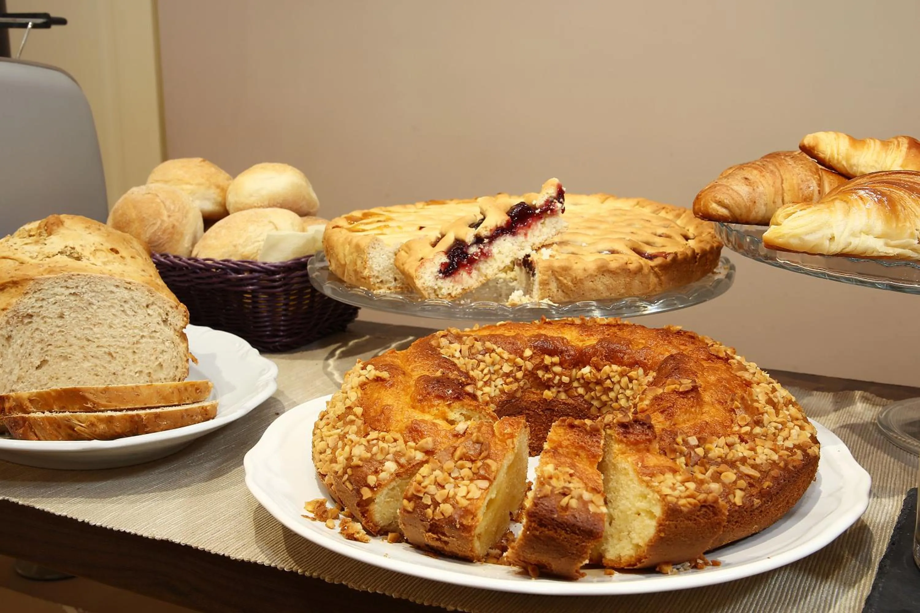 Buffet breakfast in DG Prestige Room