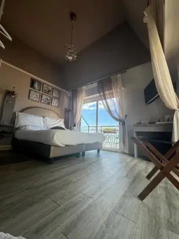 Deluxe Double Room with Sea View in Hotel Zia Piera Deluxe Double Room with Sea View in Hotel Zia Piera