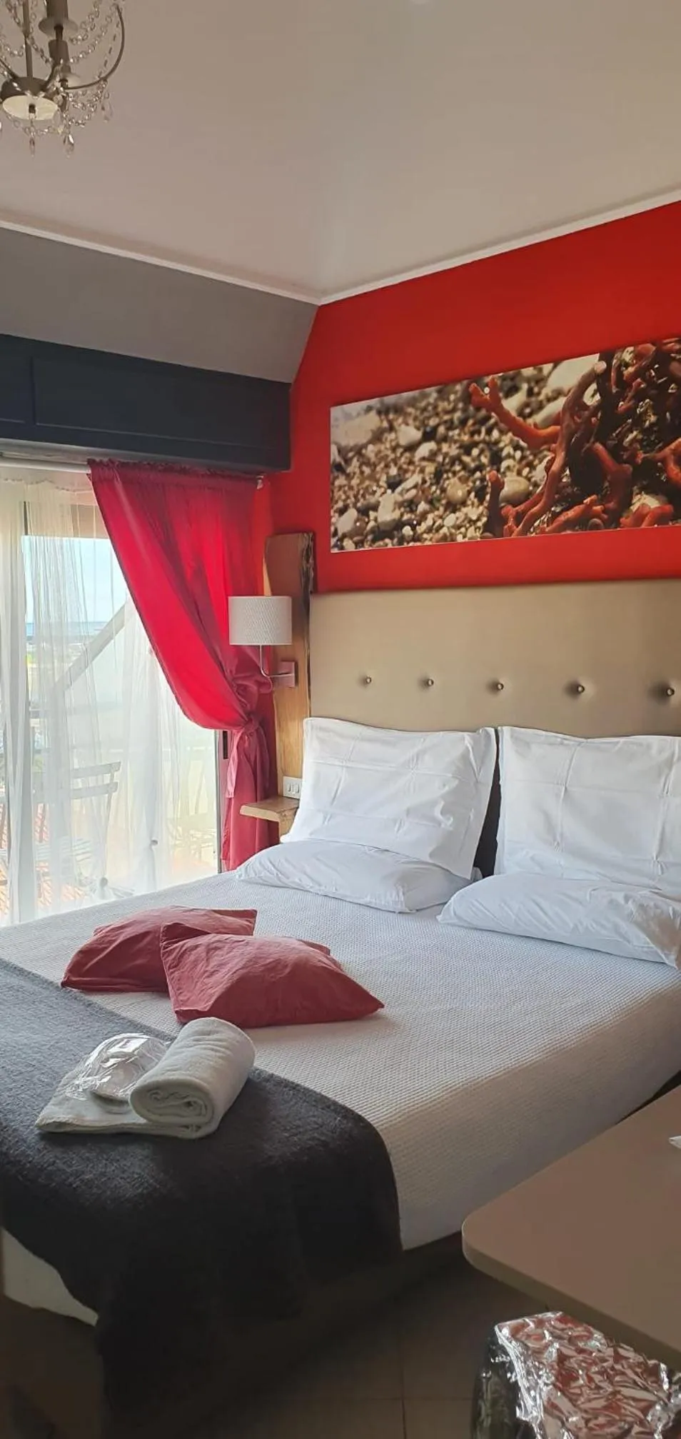 Summer, Bed in Hotel Zia Piera