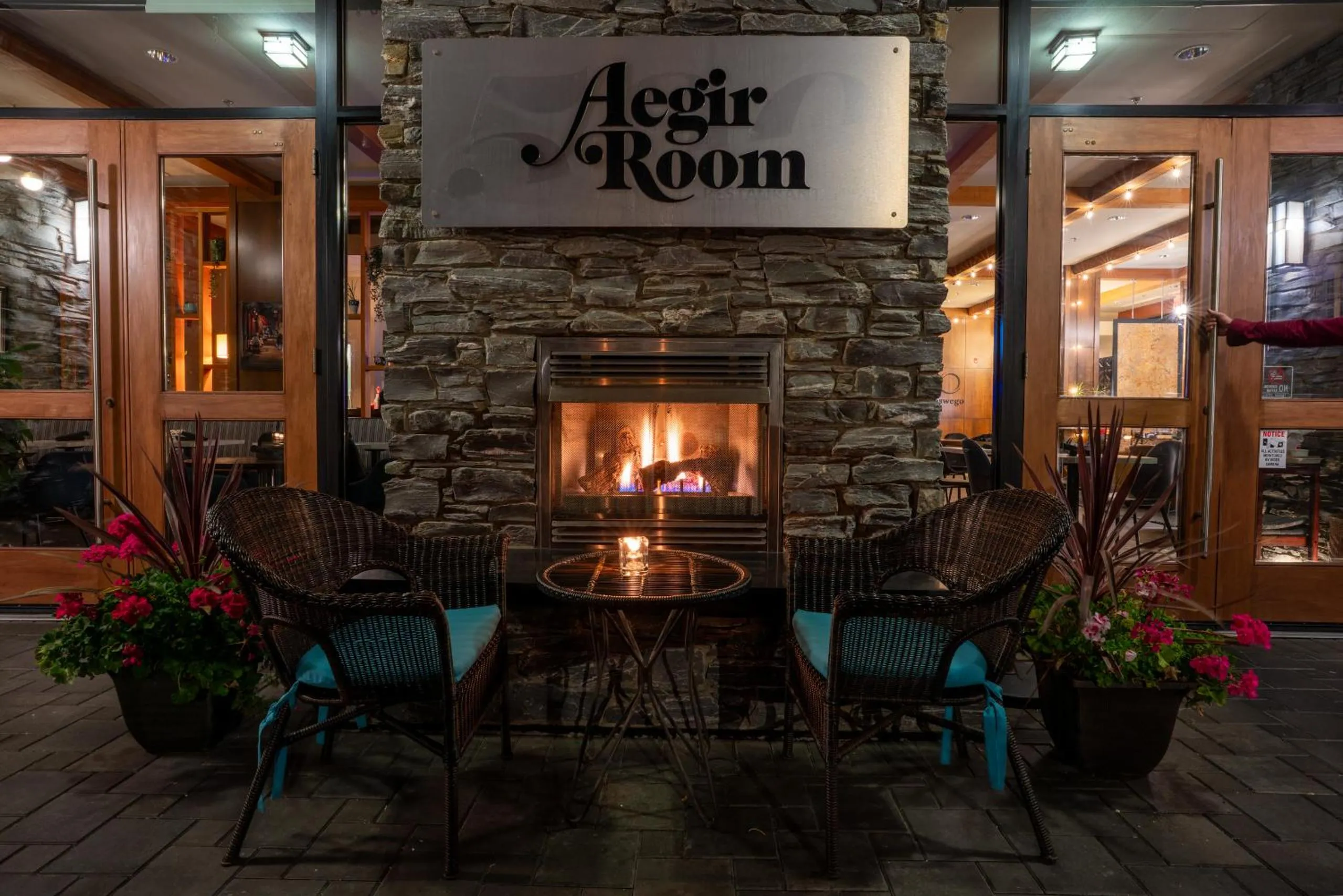 Patio in Oswego Hotel