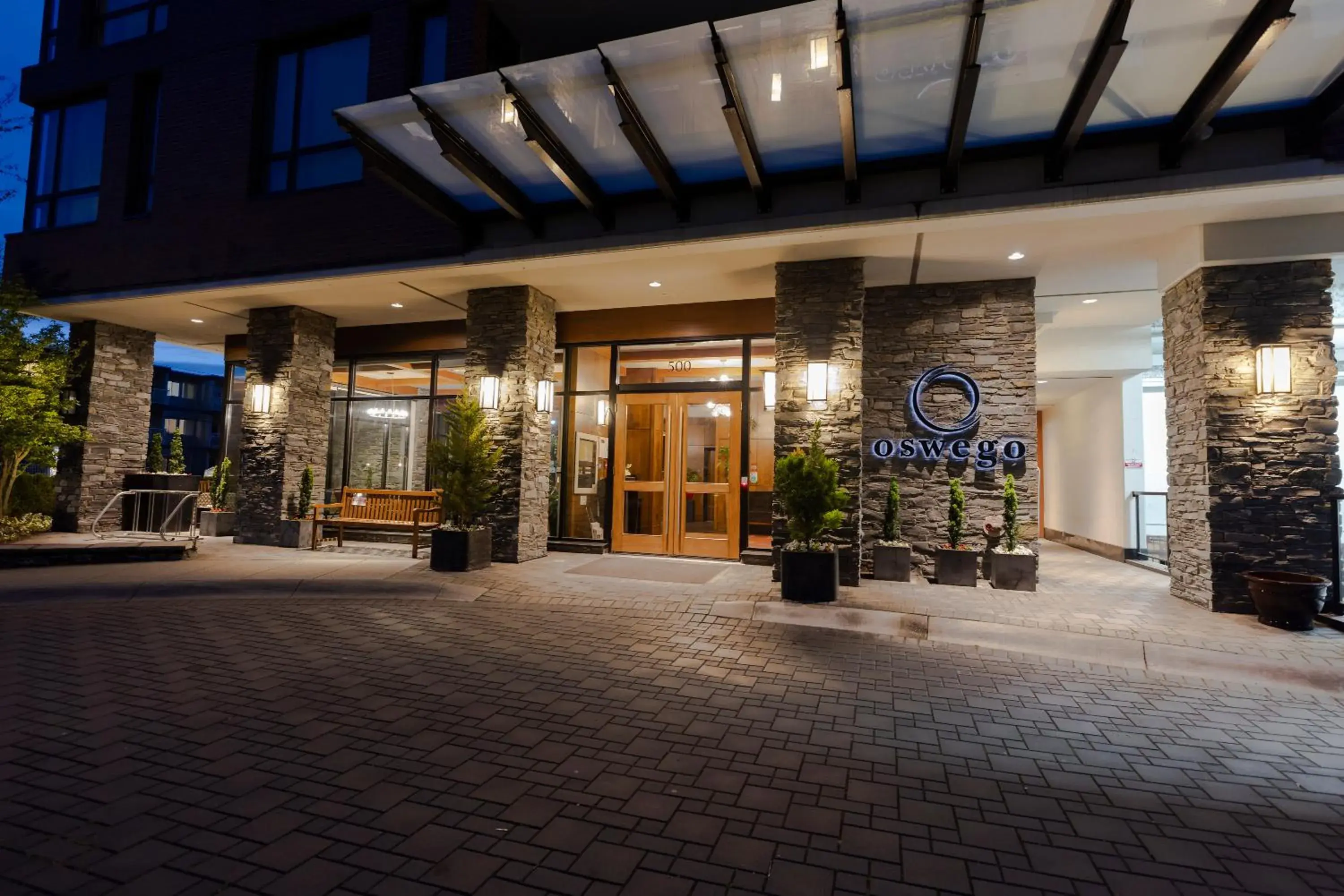 Property building in Oswego Hotel Property building in Oswego Hotel