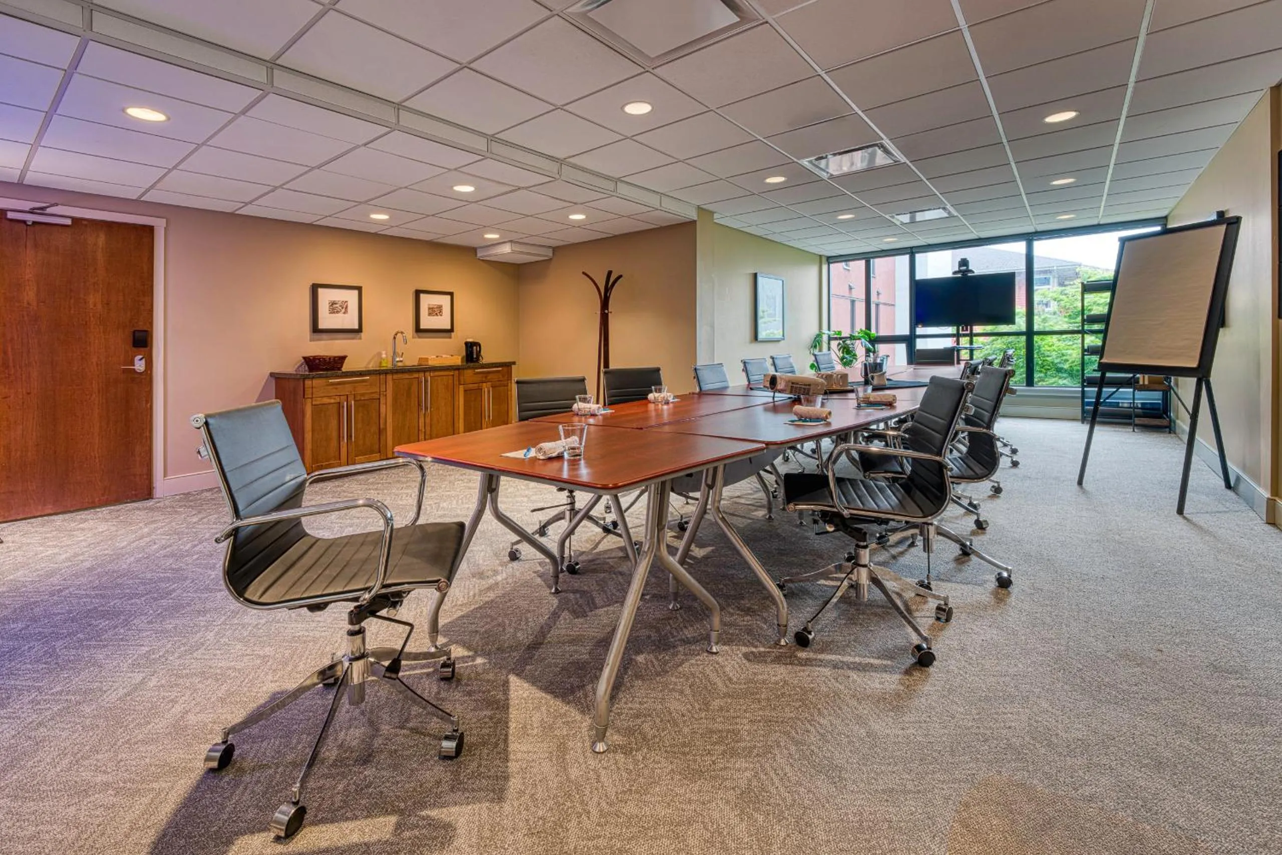 Business facilities in Oswego Hotel