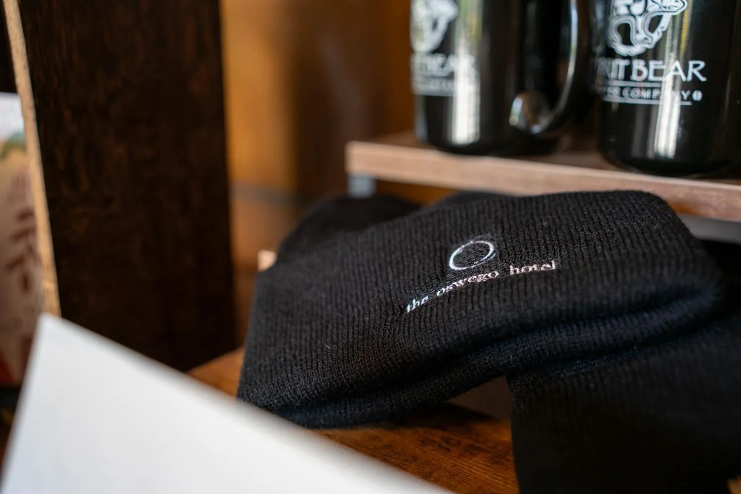 Shopping Area in Oswego Hotel