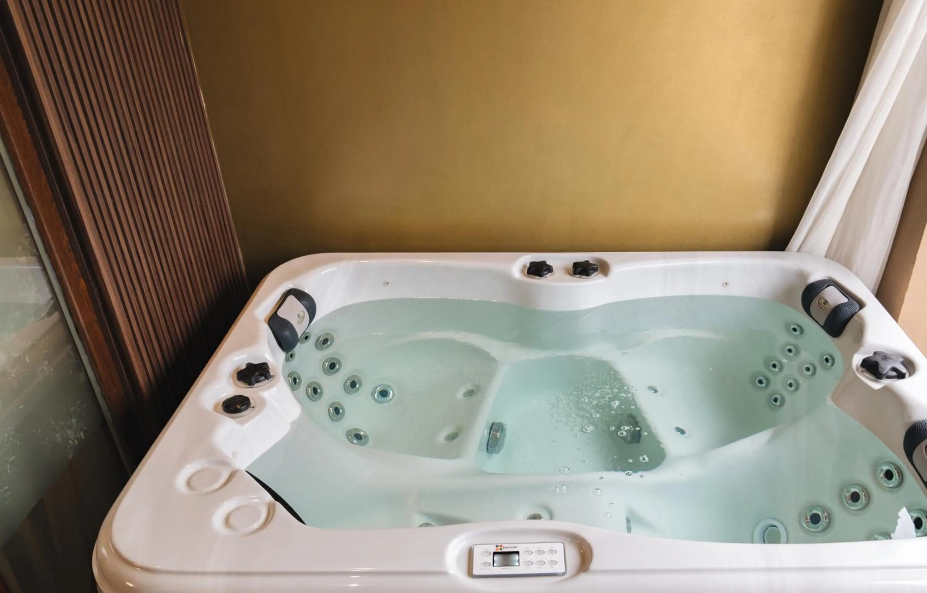 Hot Tub in Santa Lucia Boutique Hotel