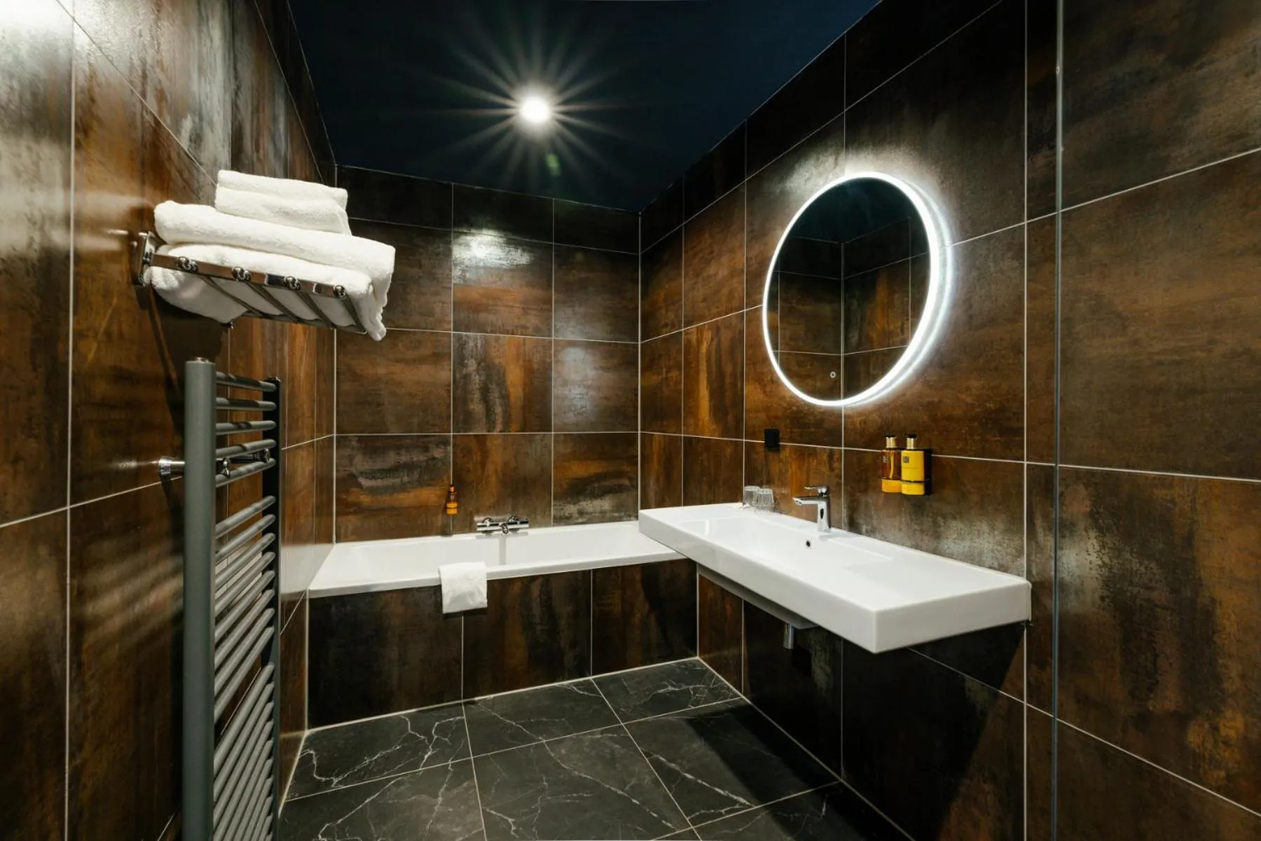 Bathroom in MAF Haarlem Boutique Hotel