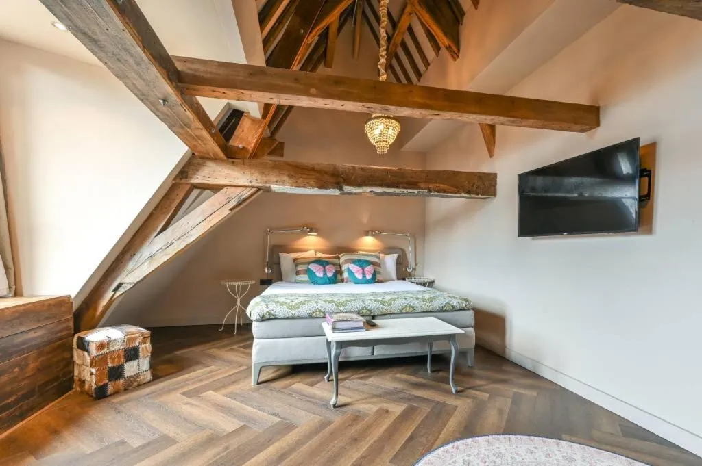 Bed in MAF Haarlem Boutique Hotel