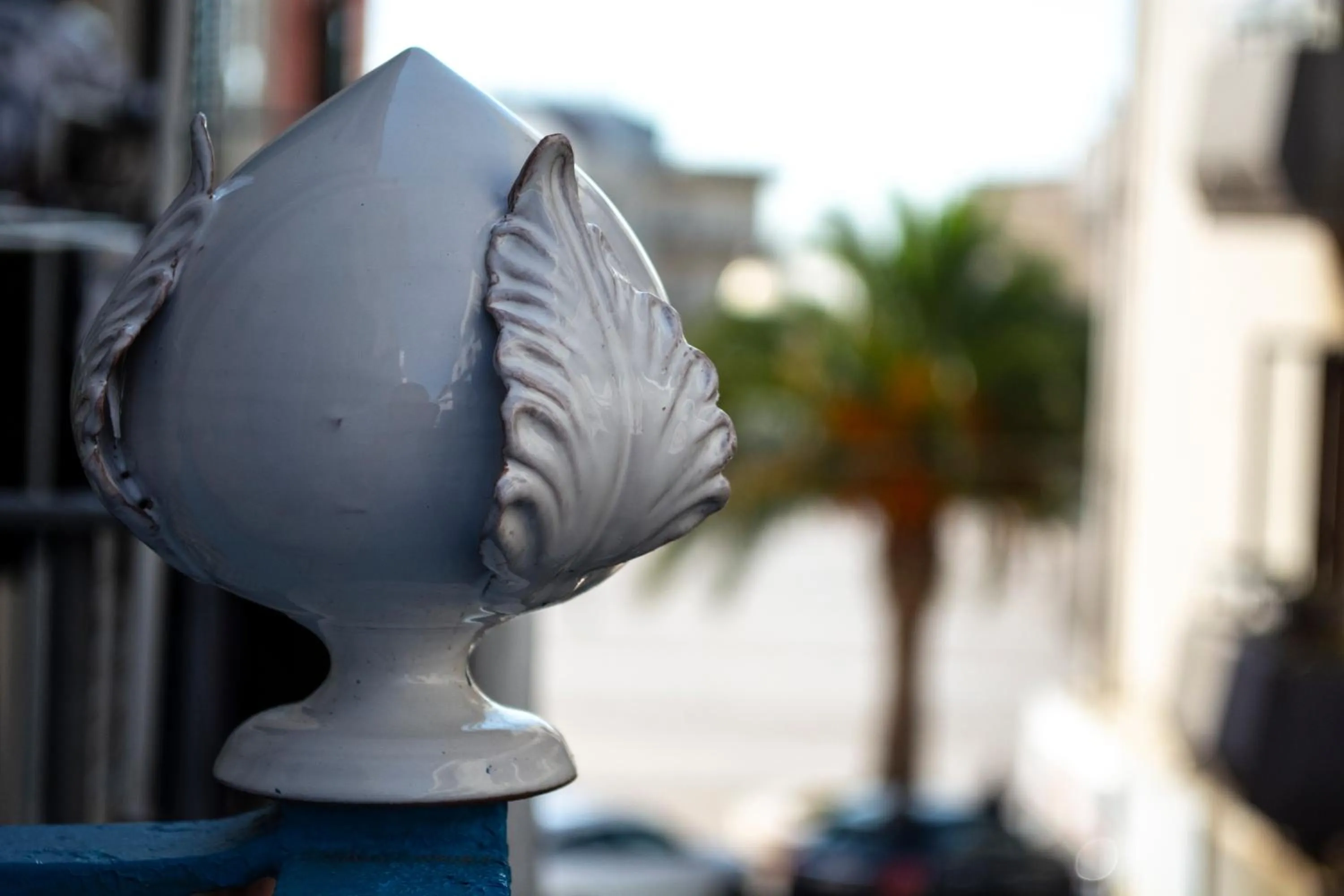 Decorative detail in Pietracielo B&B