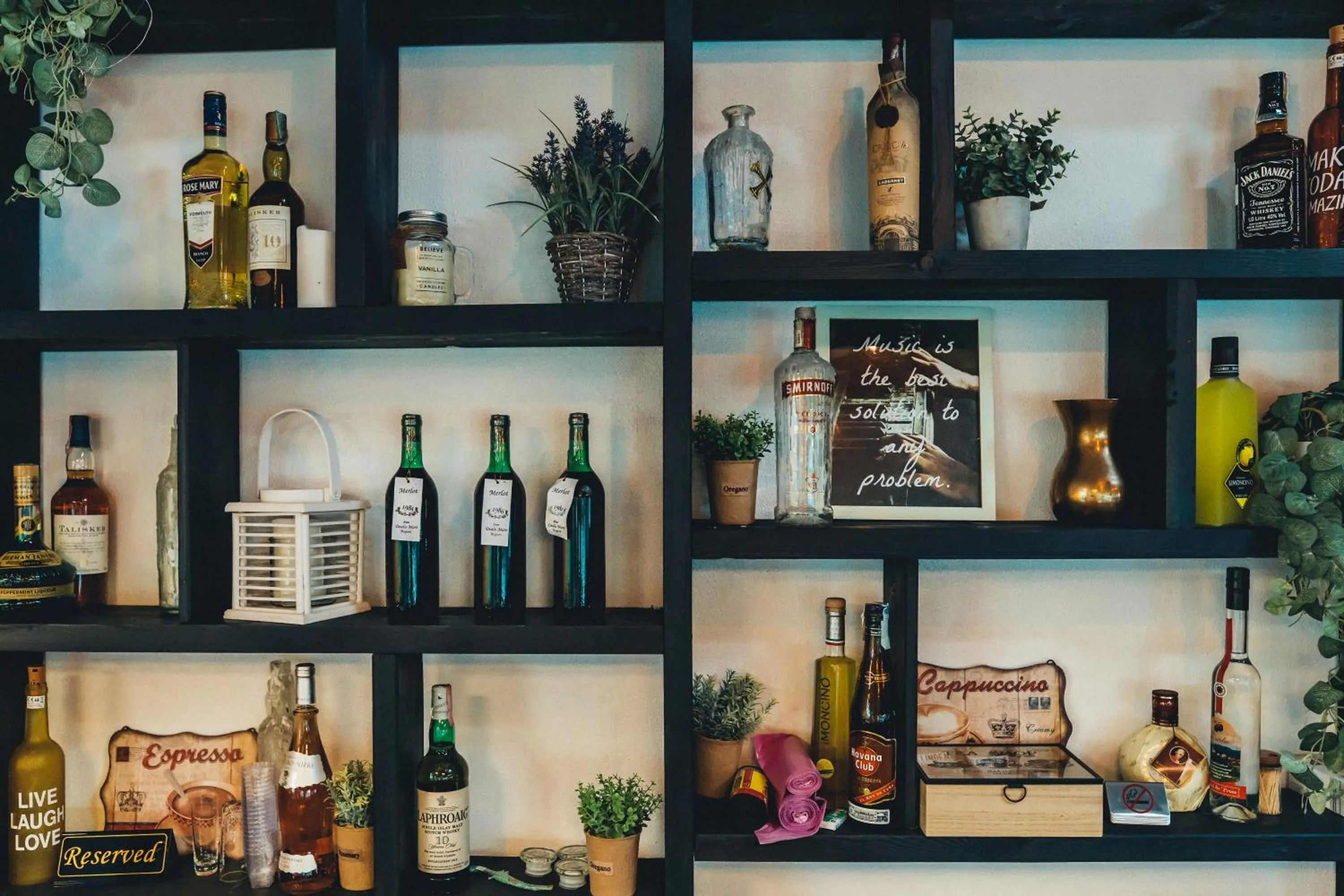 Restaurant/places to eat in Casa YDA
